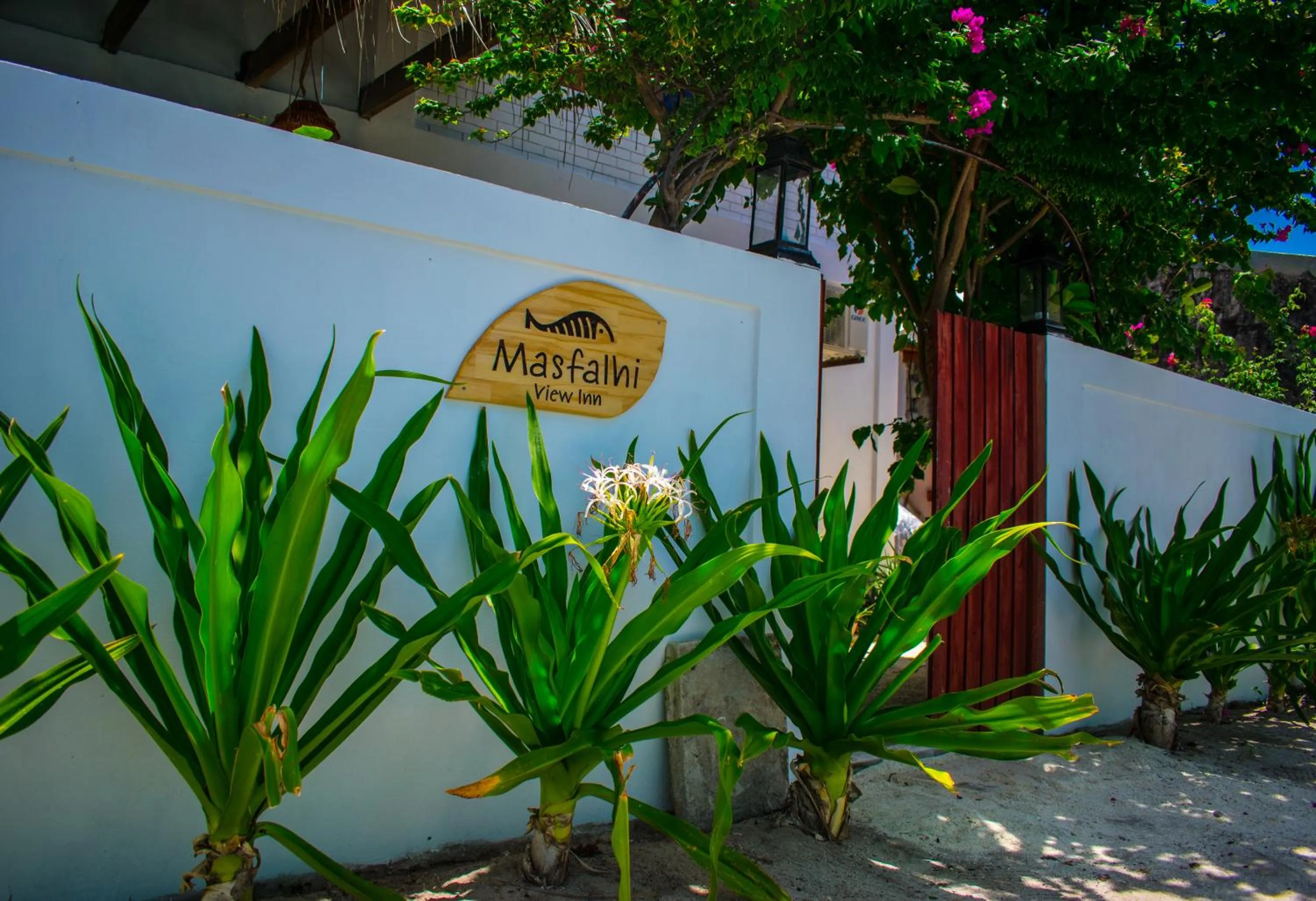Facade/entrance in Masfalhi View Inn