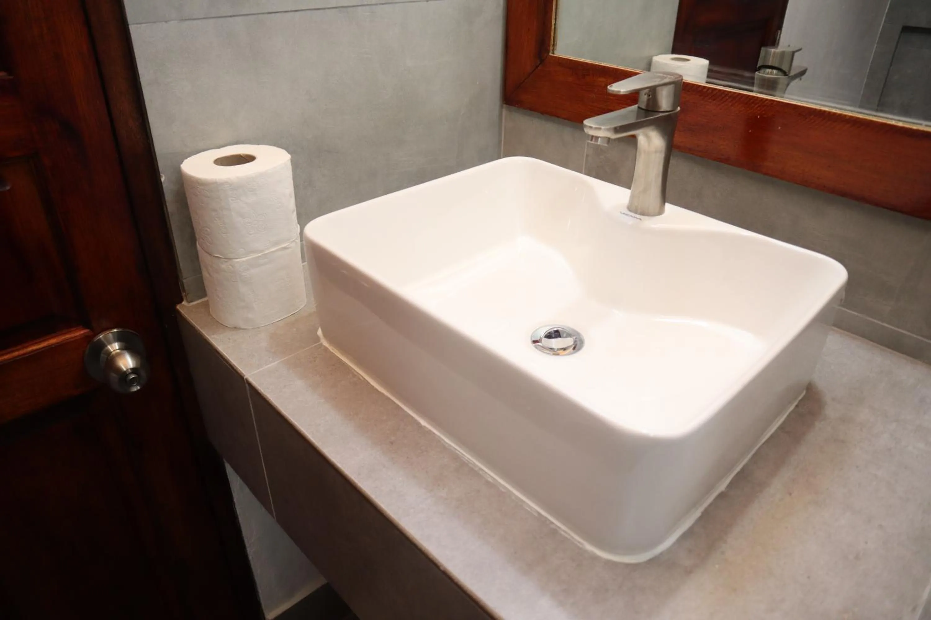 Bathroom in Masfalhi View Inn
