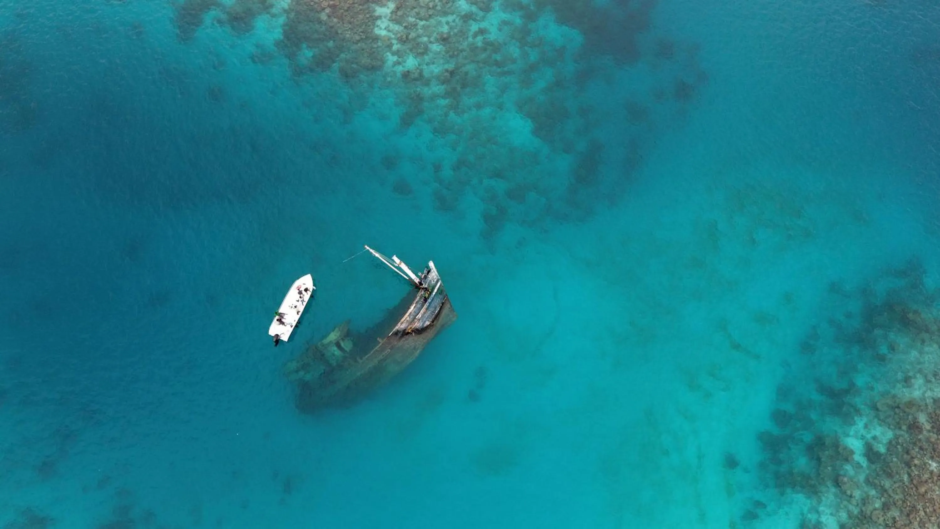 Fishing in Masfalhi View Inn