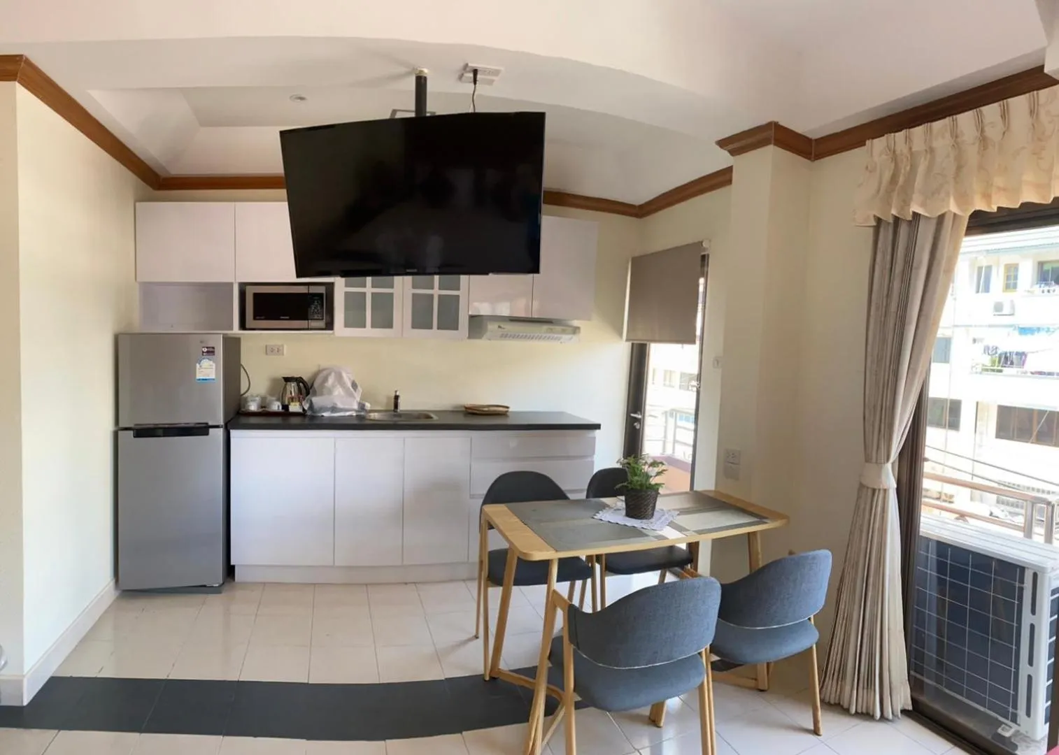 Seaview Sriracha Hotel