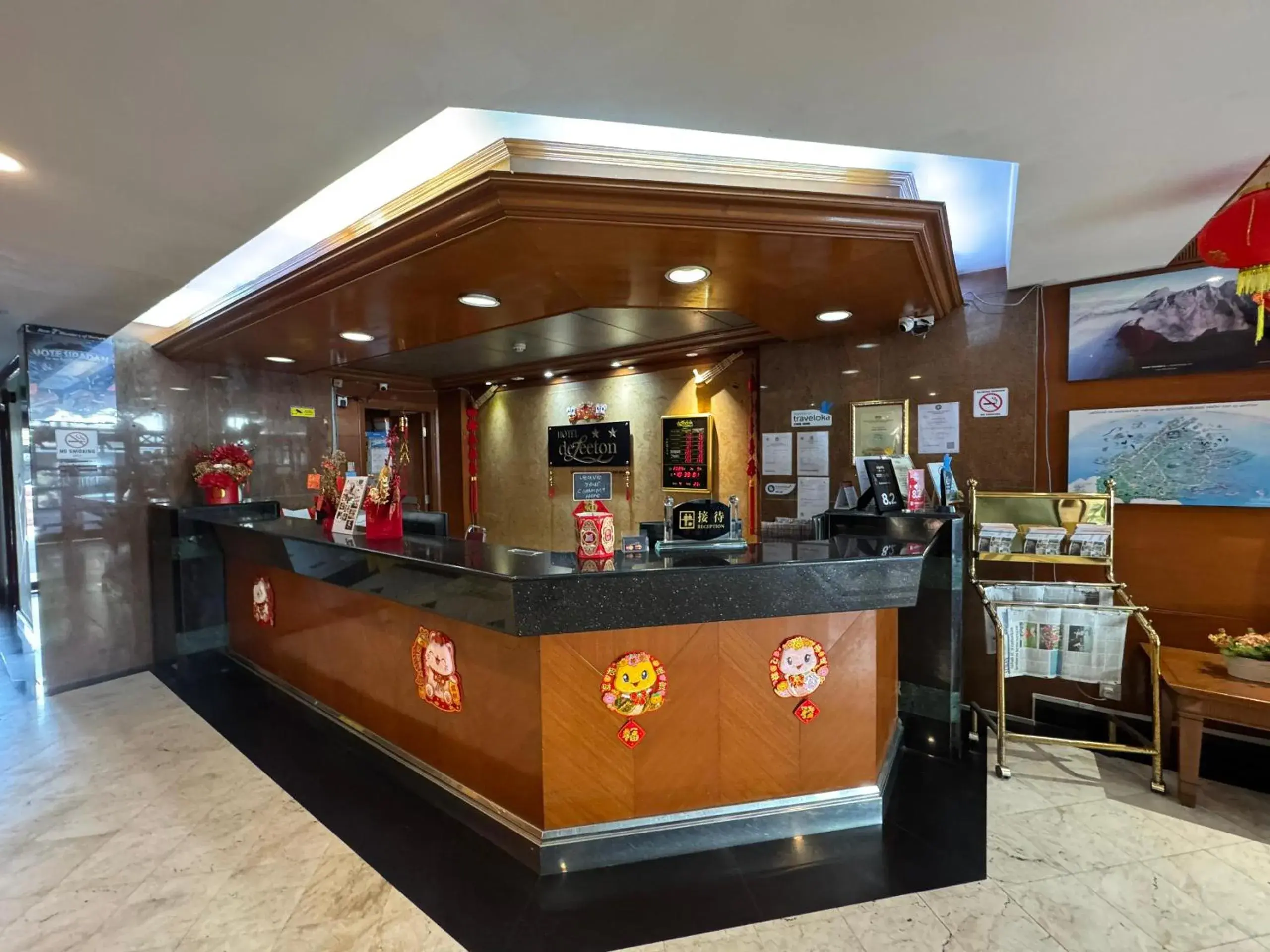 Lobby or reception in Hotel Deleeton Lobby or reception in Hotel Deleeton