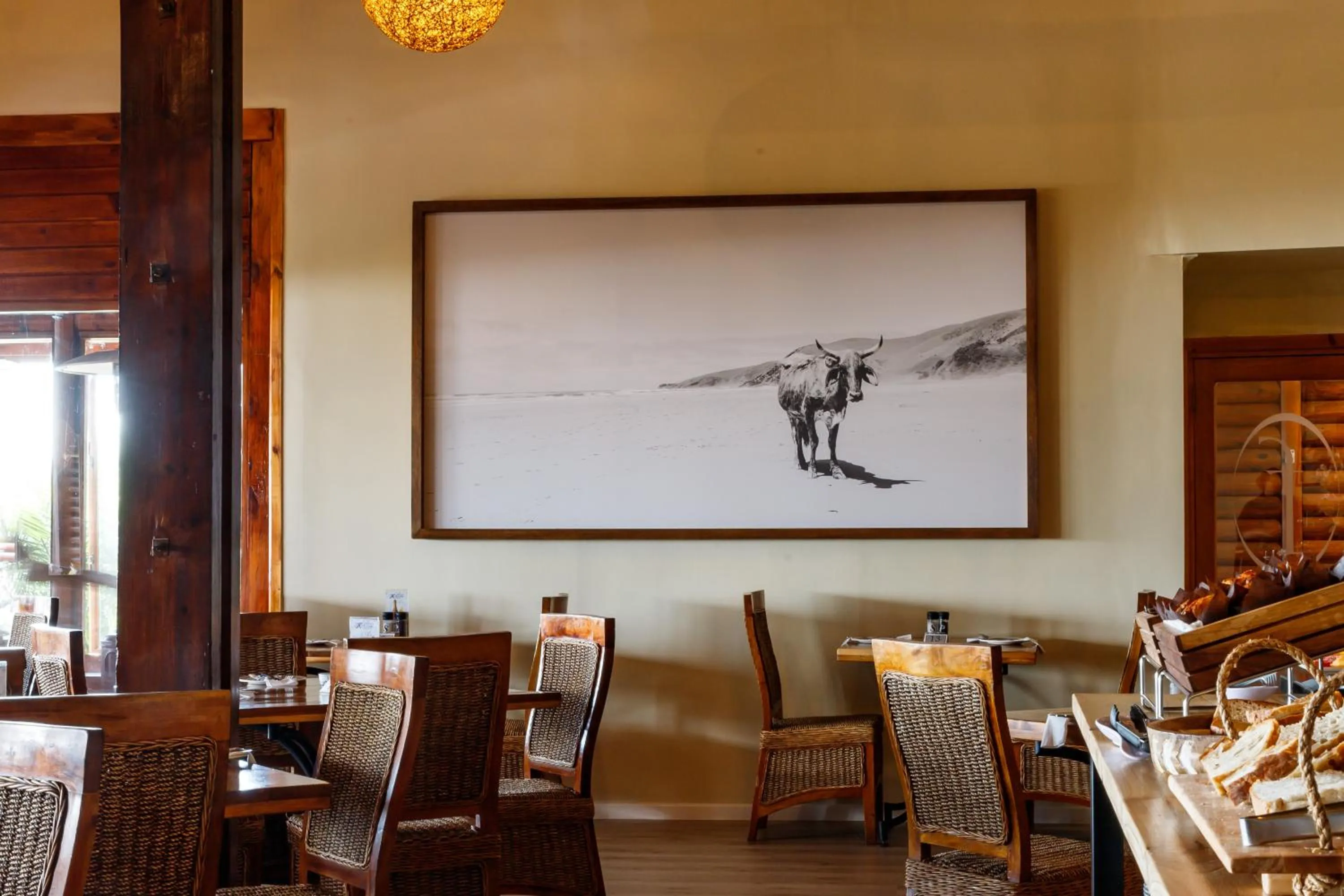 Restaurant/places to eat in The Kelway Hotel