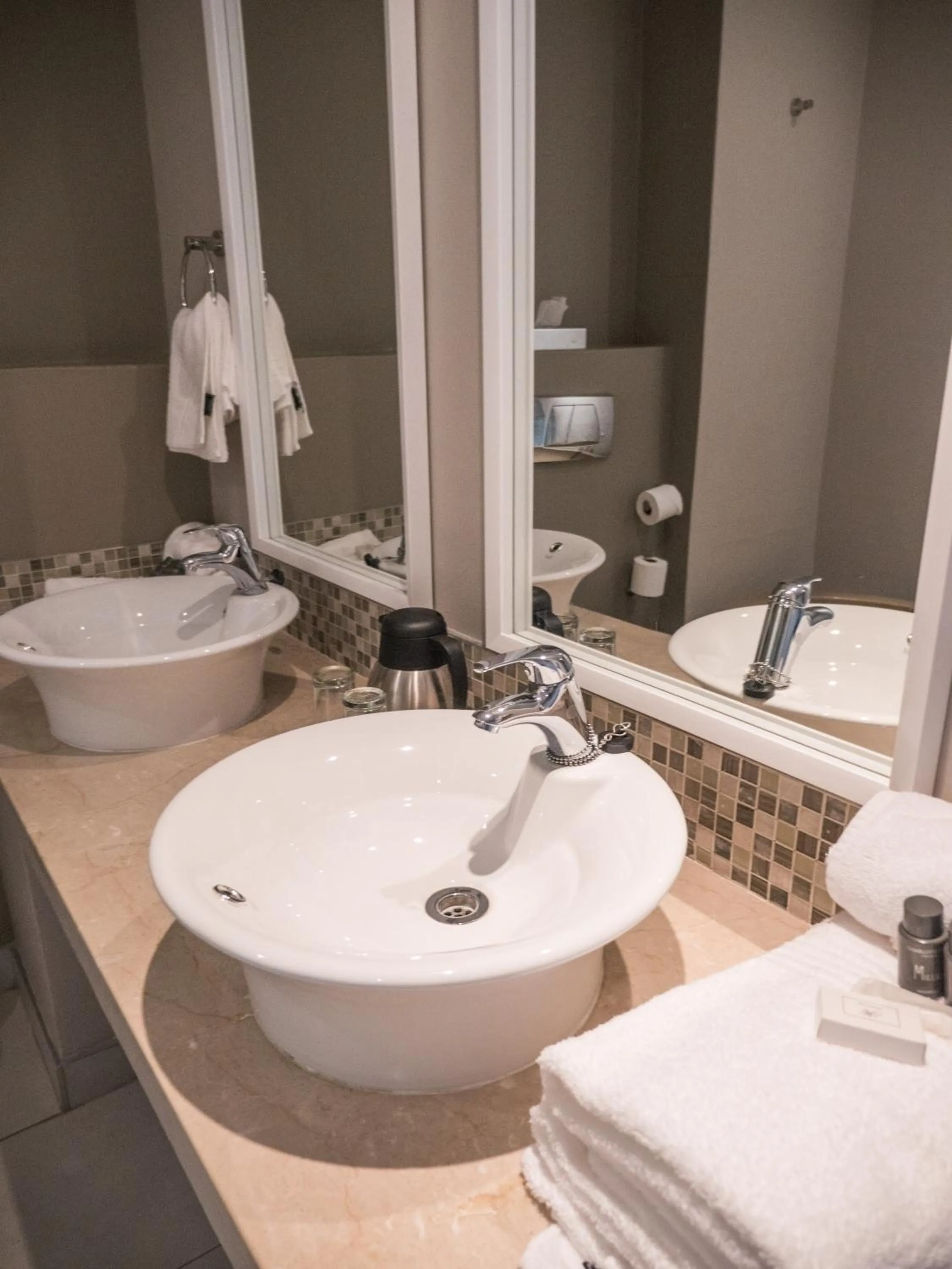 Bathroom in The Kelway Hotel