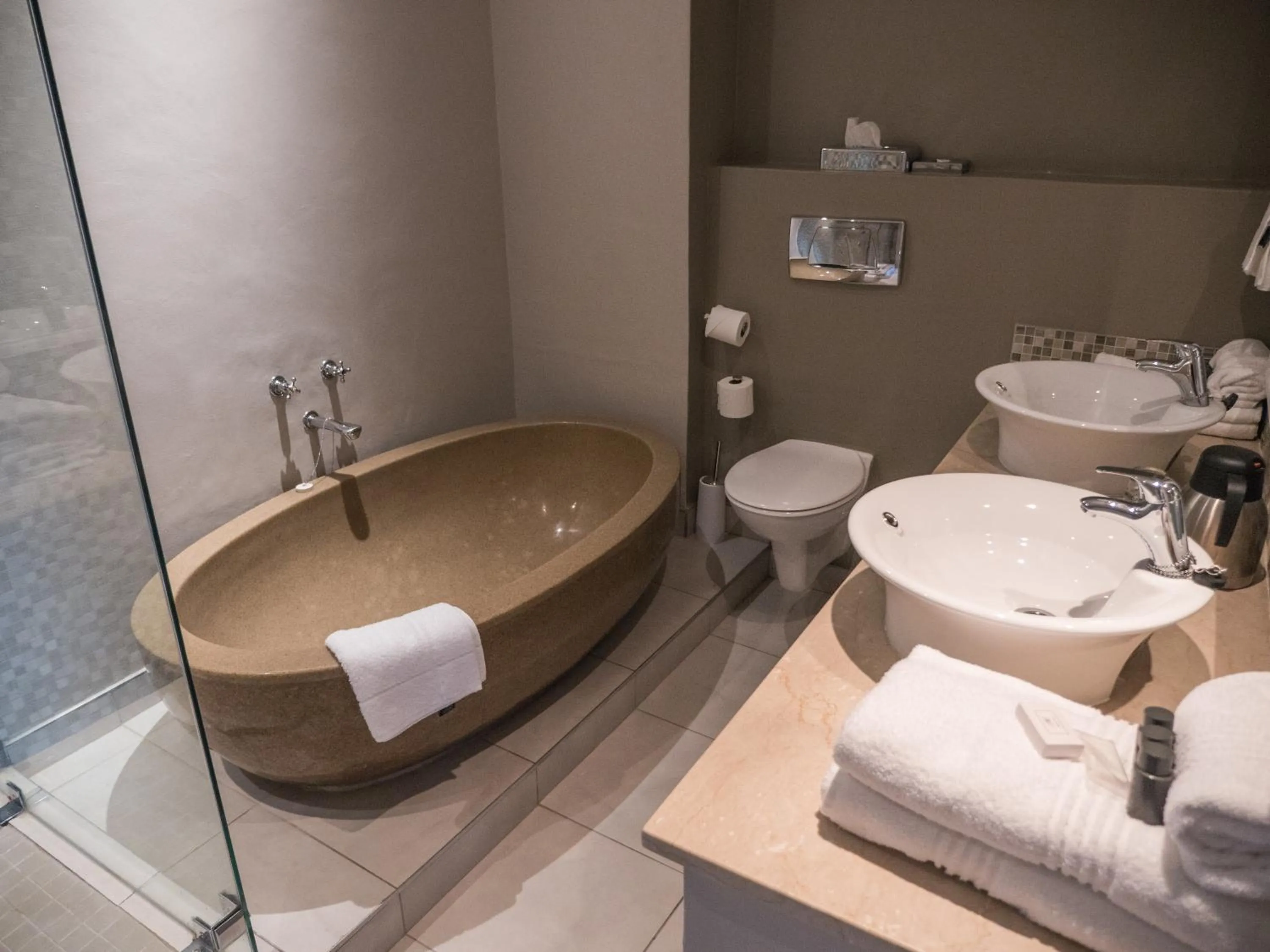 Day in The Kelway Hotel