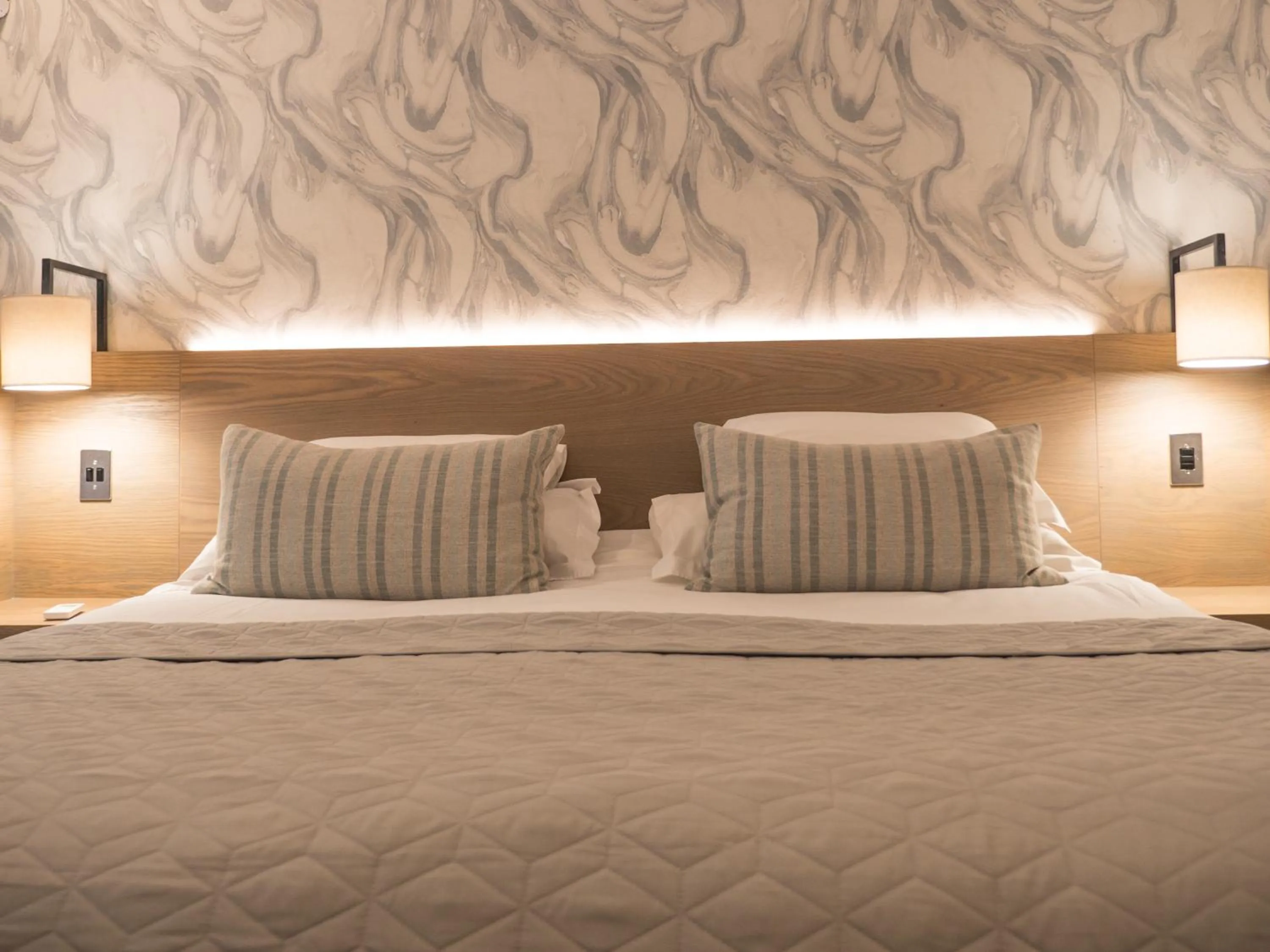 Bed in The Kelway Hotel