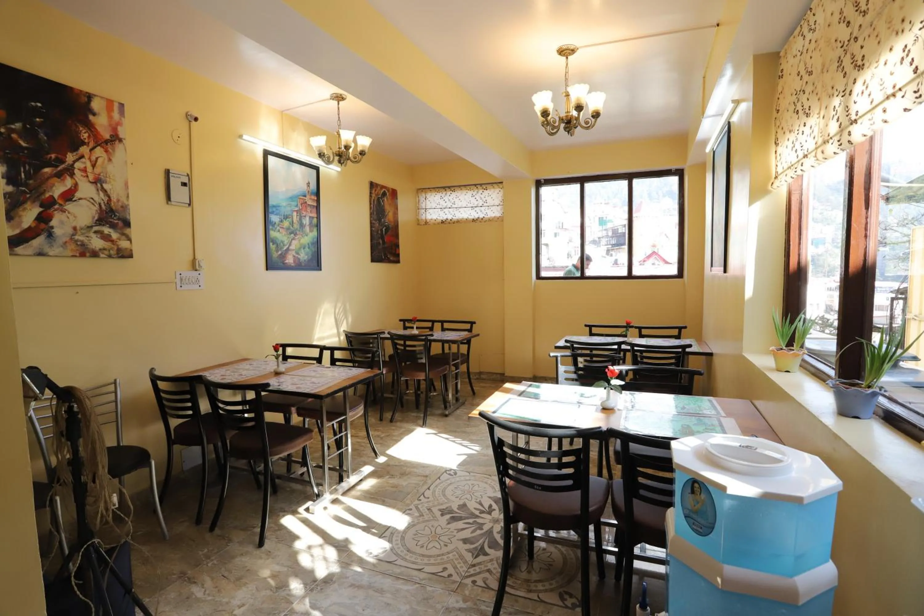 Restaurant/places to eat in Harmony Sentiments