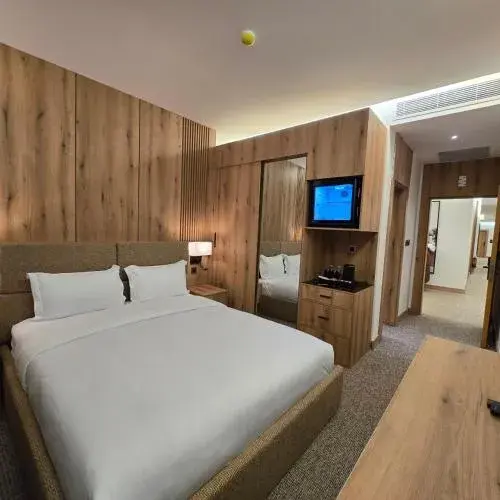 Deluxe Single Room - single occupancy in BAZ Hotel Airport Road Deluxe Single Room - single occupancy in BAZ Hotel Airport Road