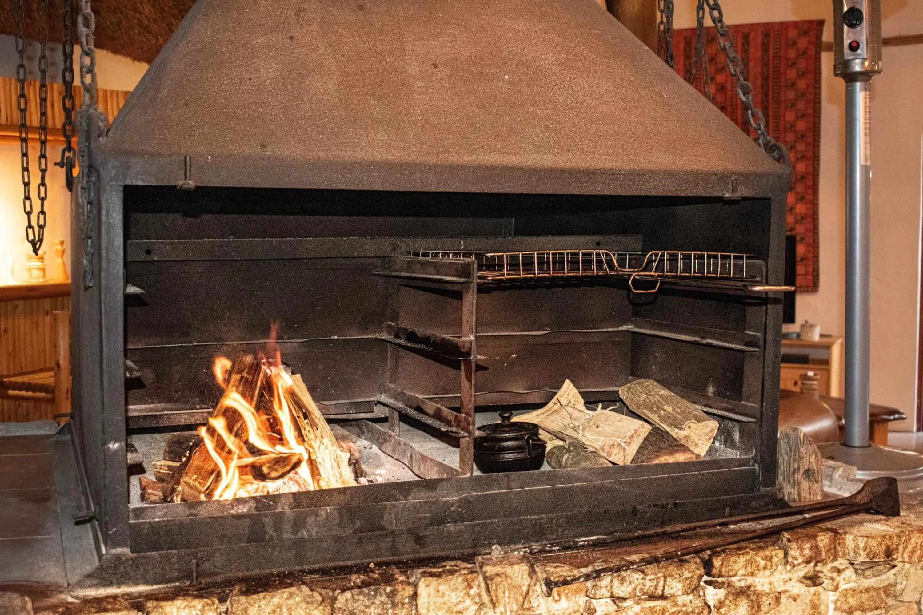 Restaurant/places to eat in Elephants Footprint Lodge