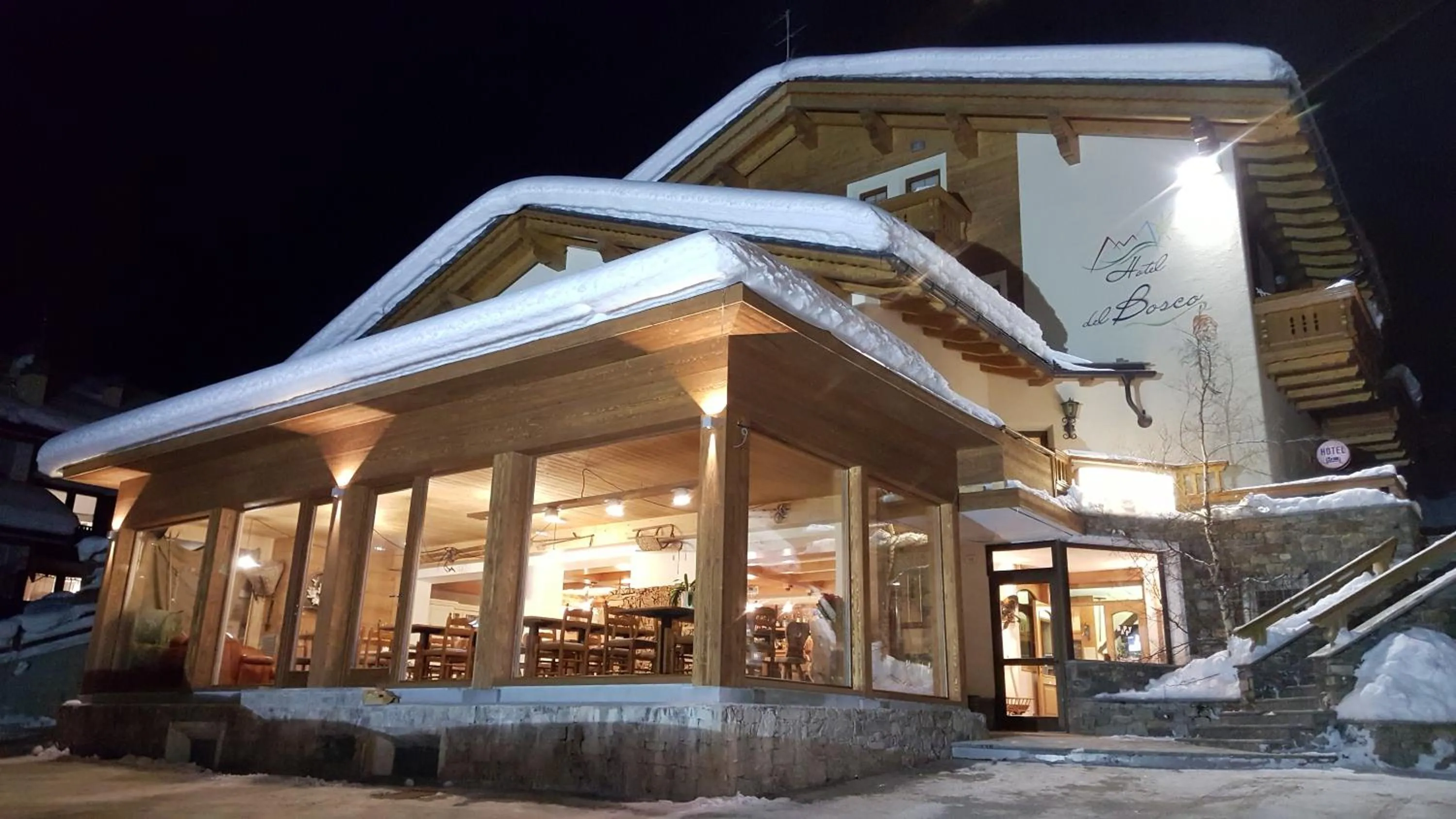 Night in Hotel del Bosco