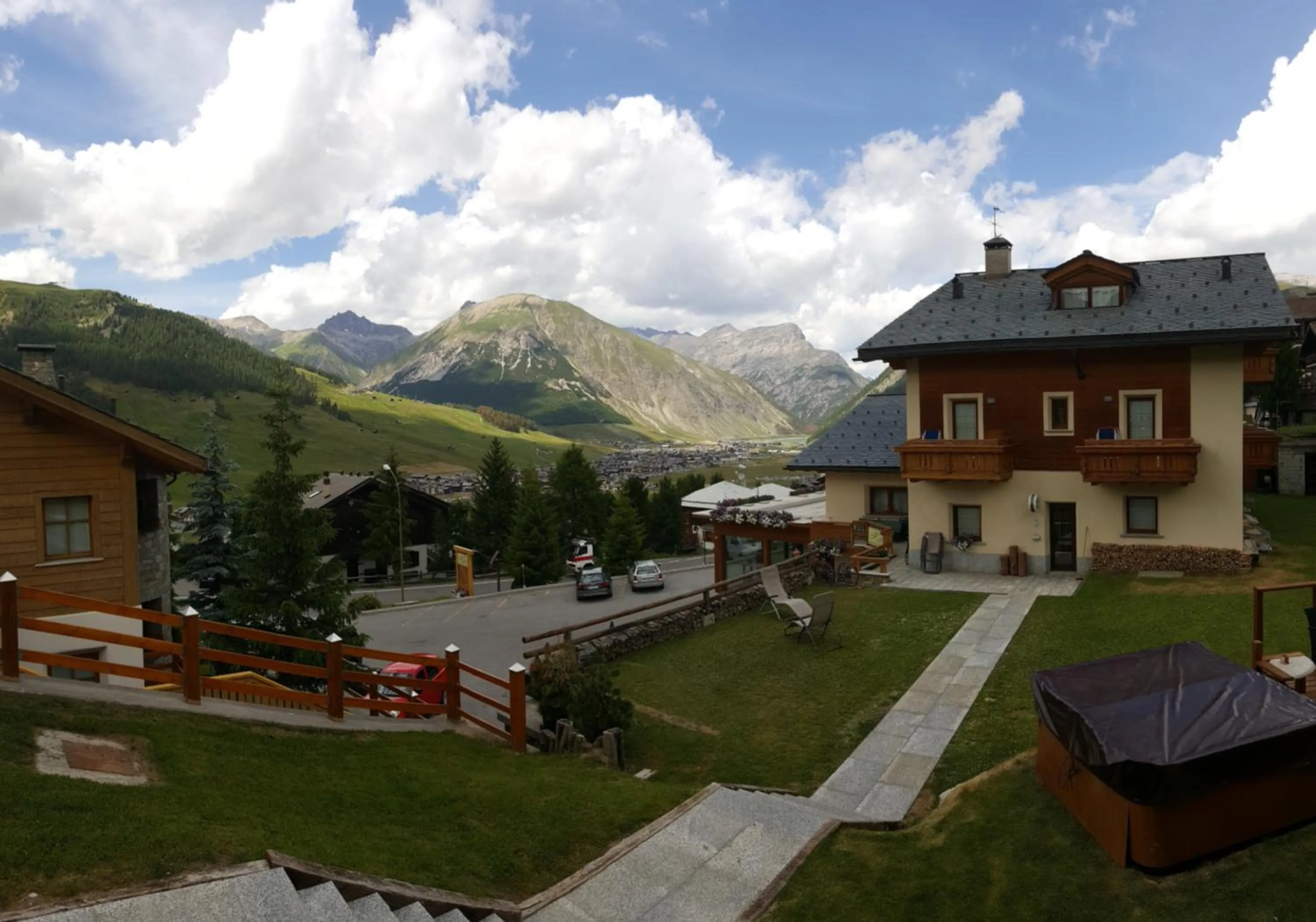 Property building in Hotel del Bosco