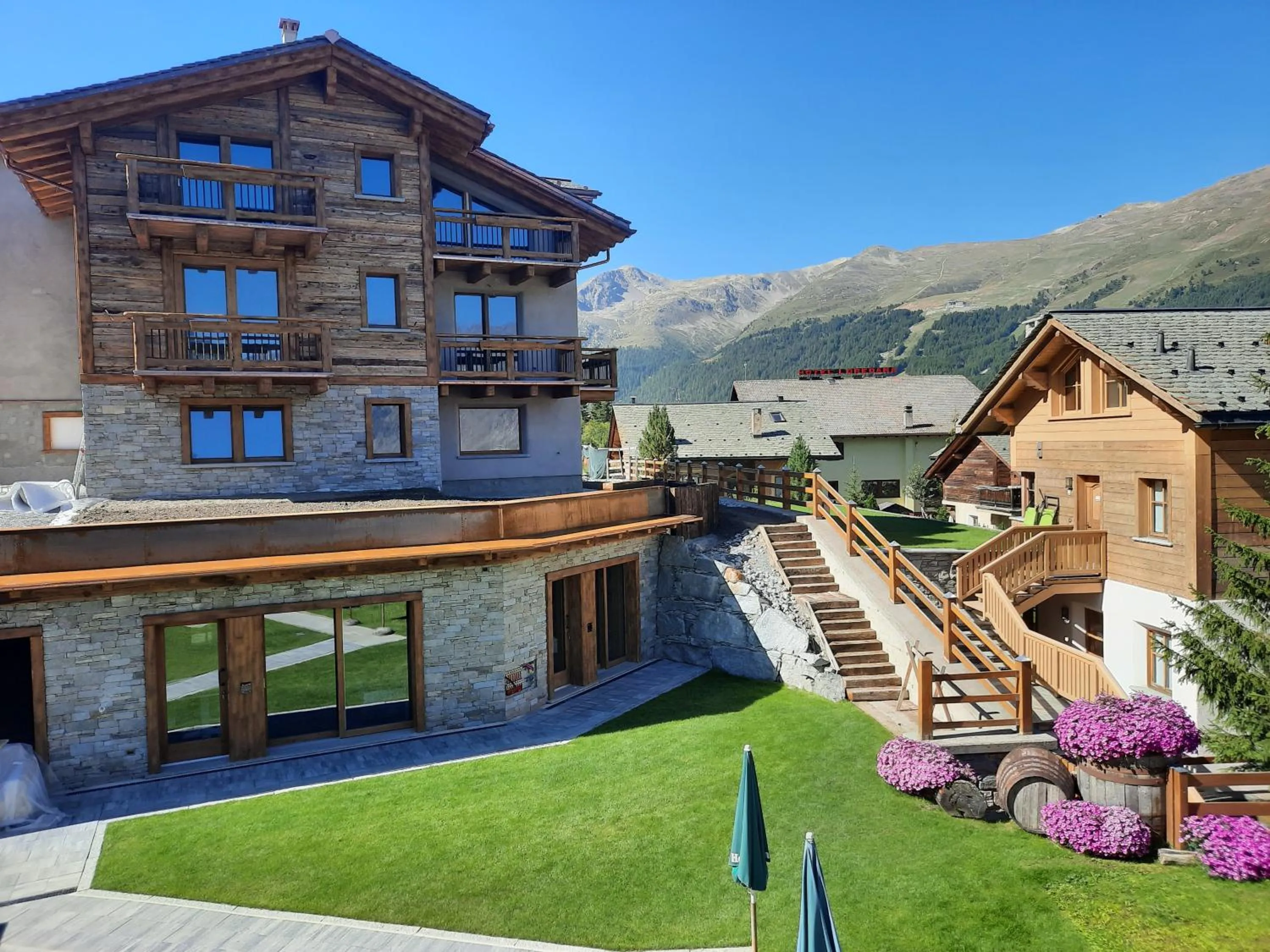 Property building in Hotel del Bosco