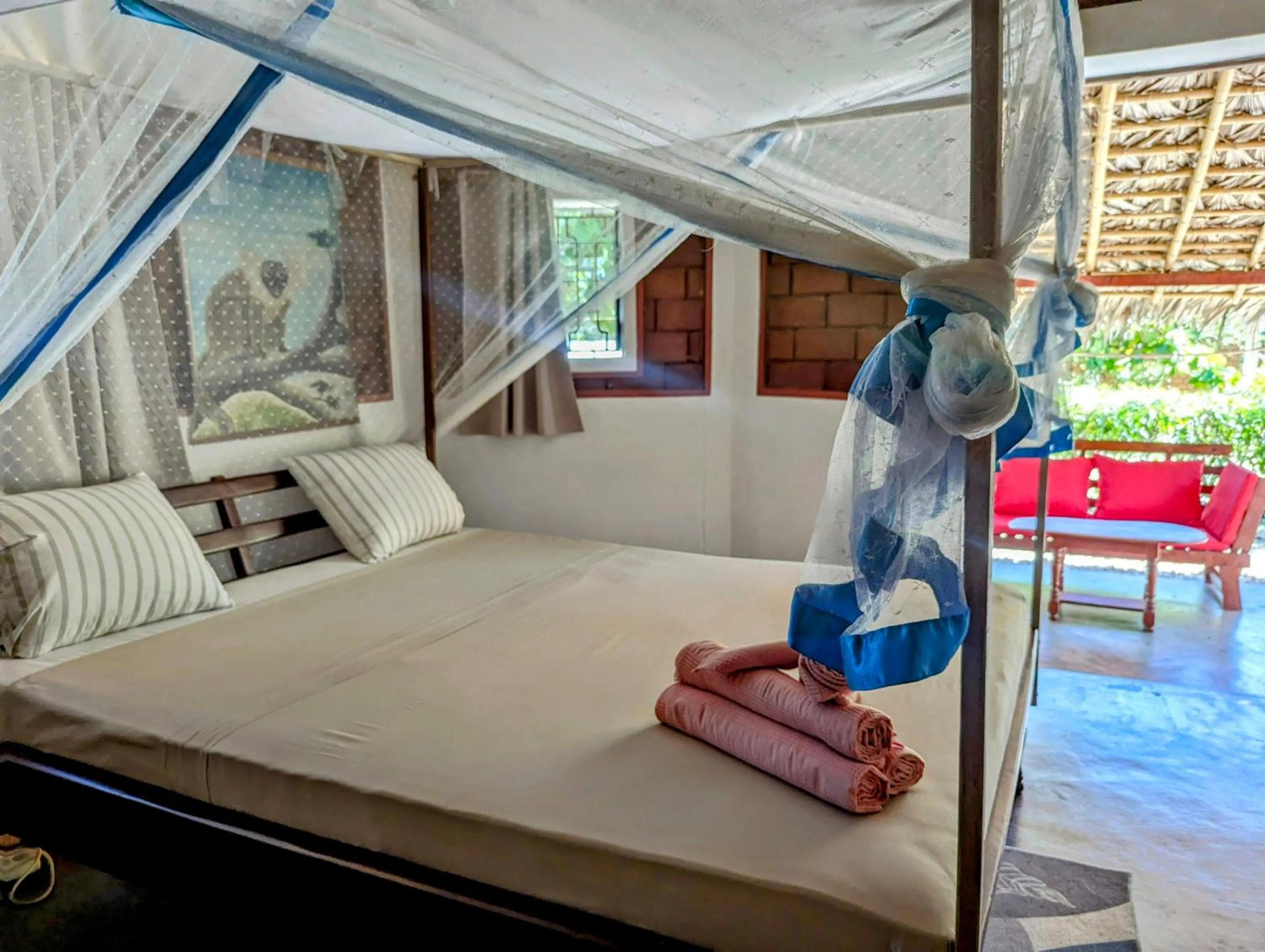 Photo of the whole room, Bed in Hotel Lakana Ramena