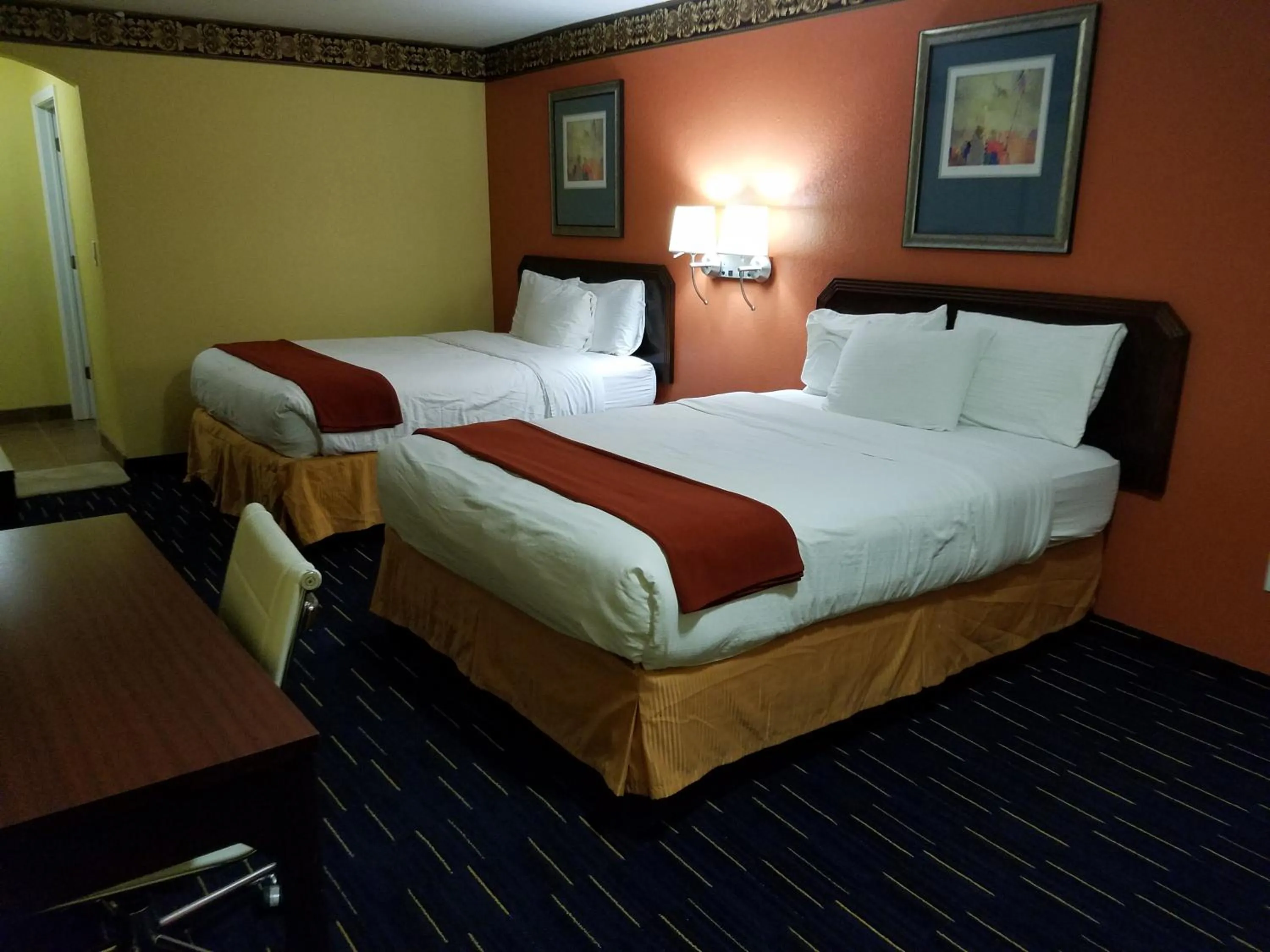 Bedroom, Bed in Country Inn Sterling