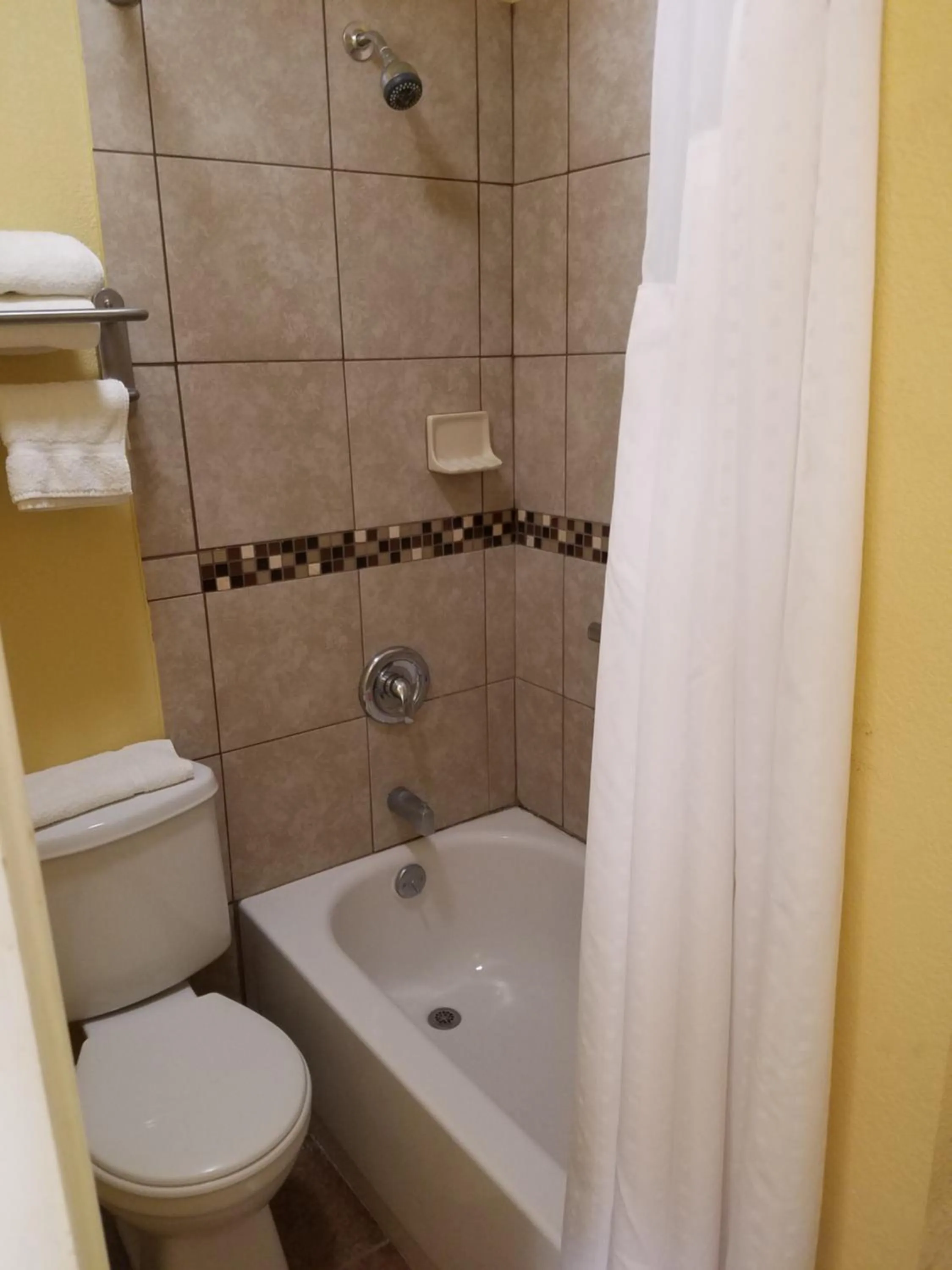 Bathroom in Country Inn Sterling