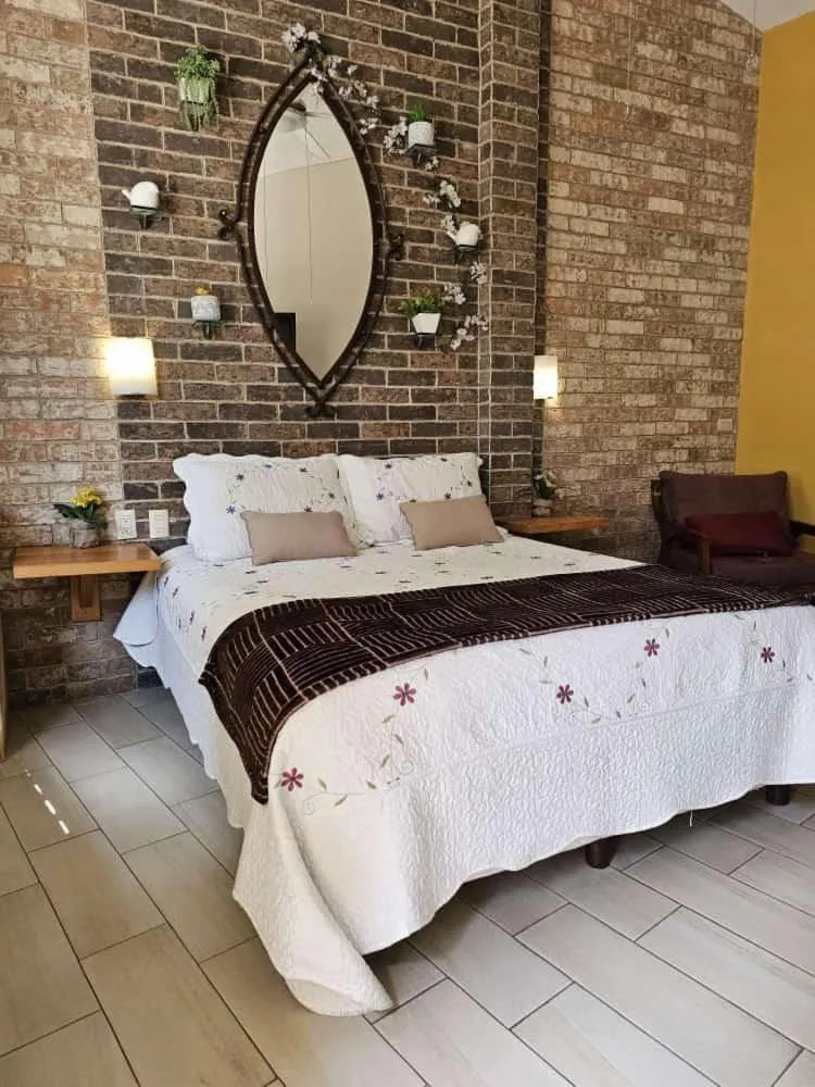 Photo of the whole room, Bed in Casa Cielo