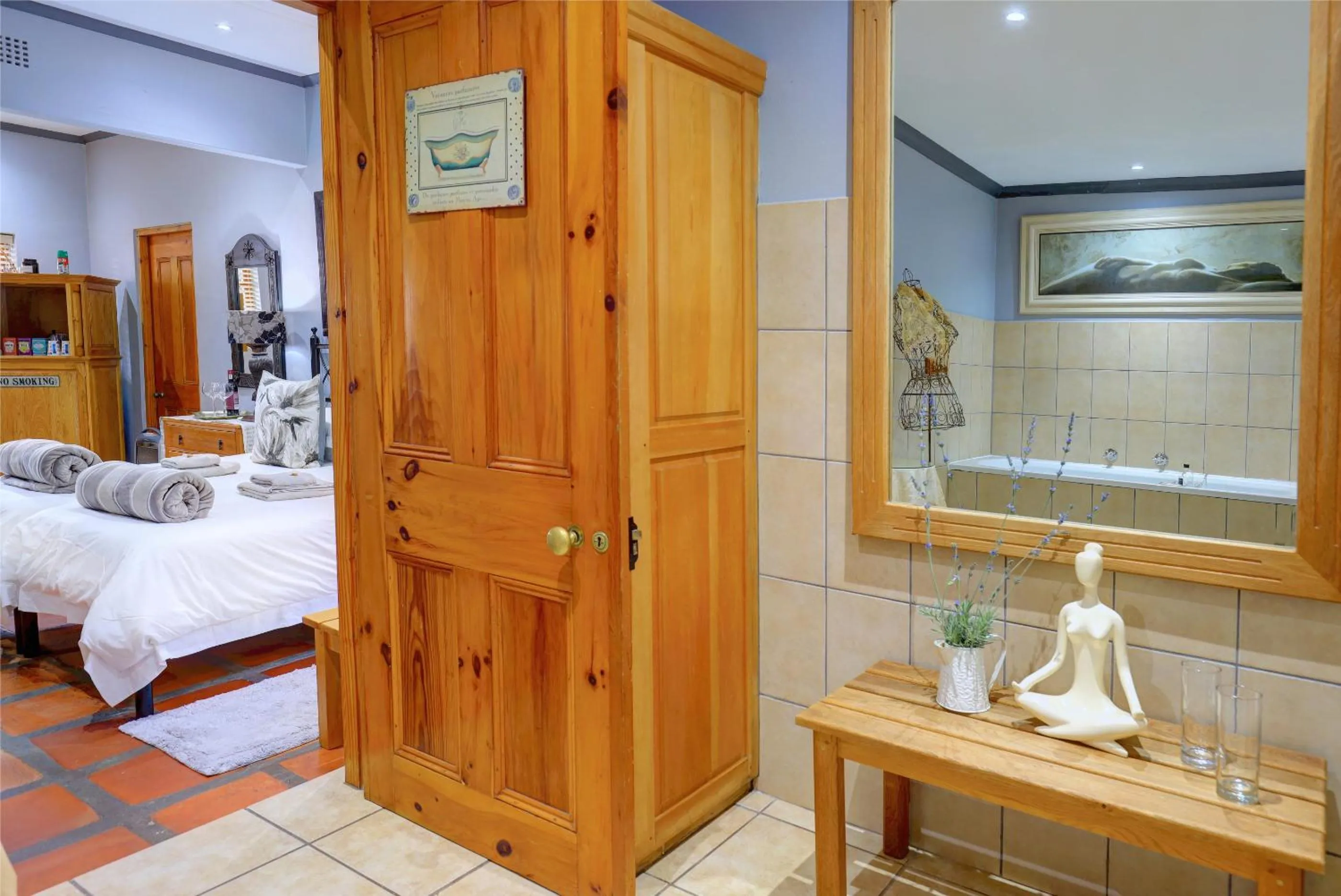 Photo of the whole room, Bed in Thylitshia Villa Country Guest House