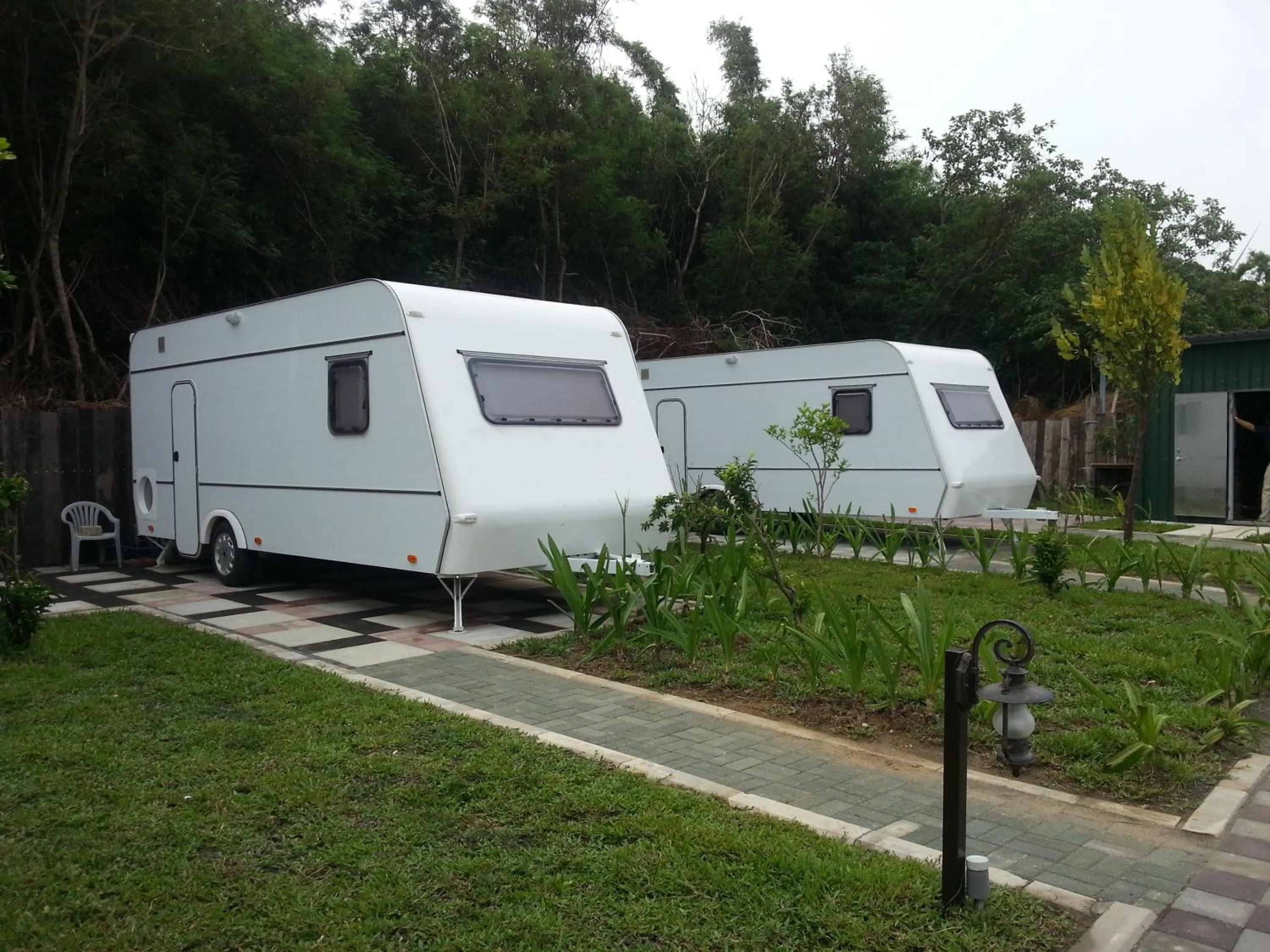 Garden in Kenting Houbihu Camping Car B&B