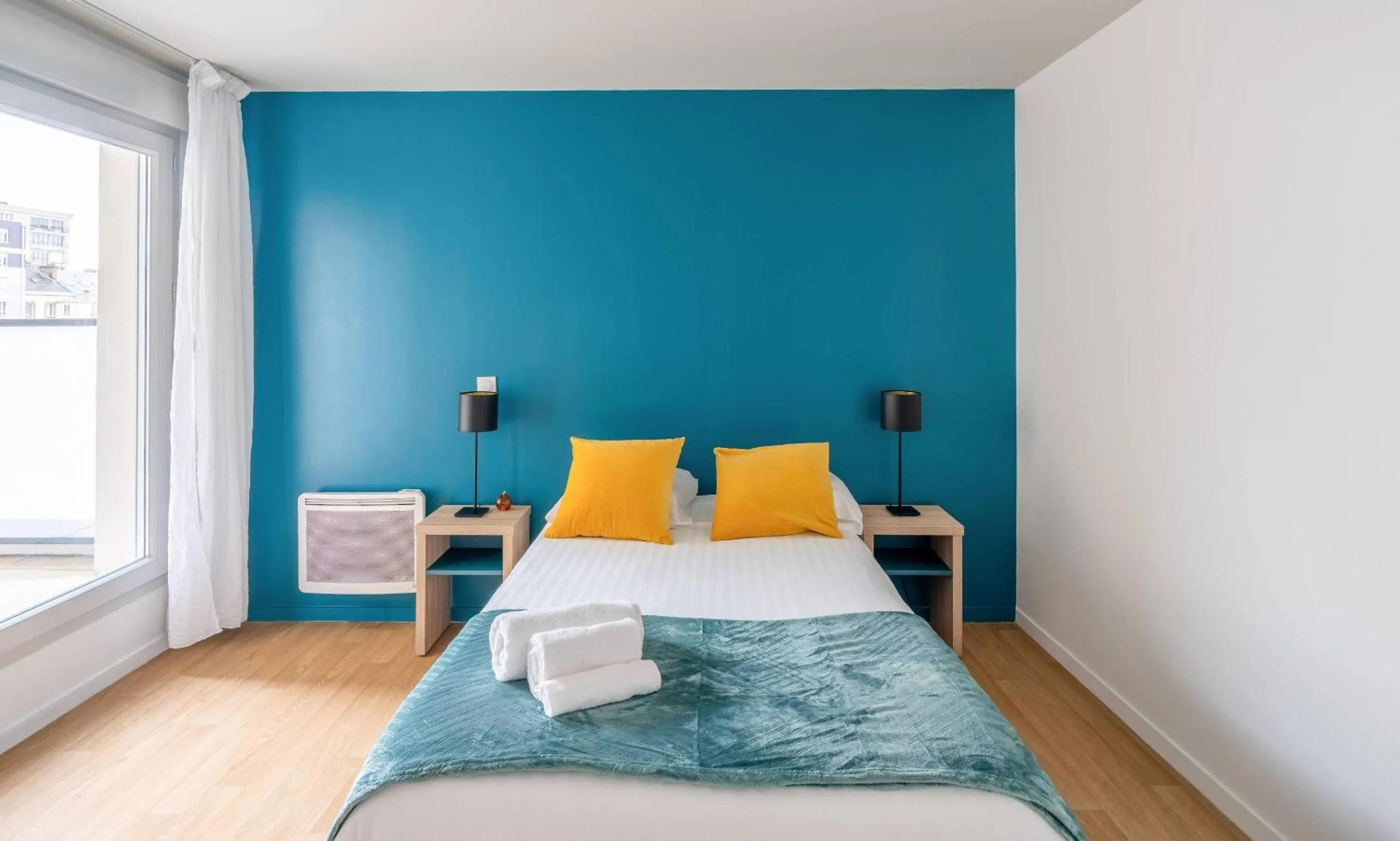 Bedroom, Bed in Quality Aparthotel Reims - Les Capucins