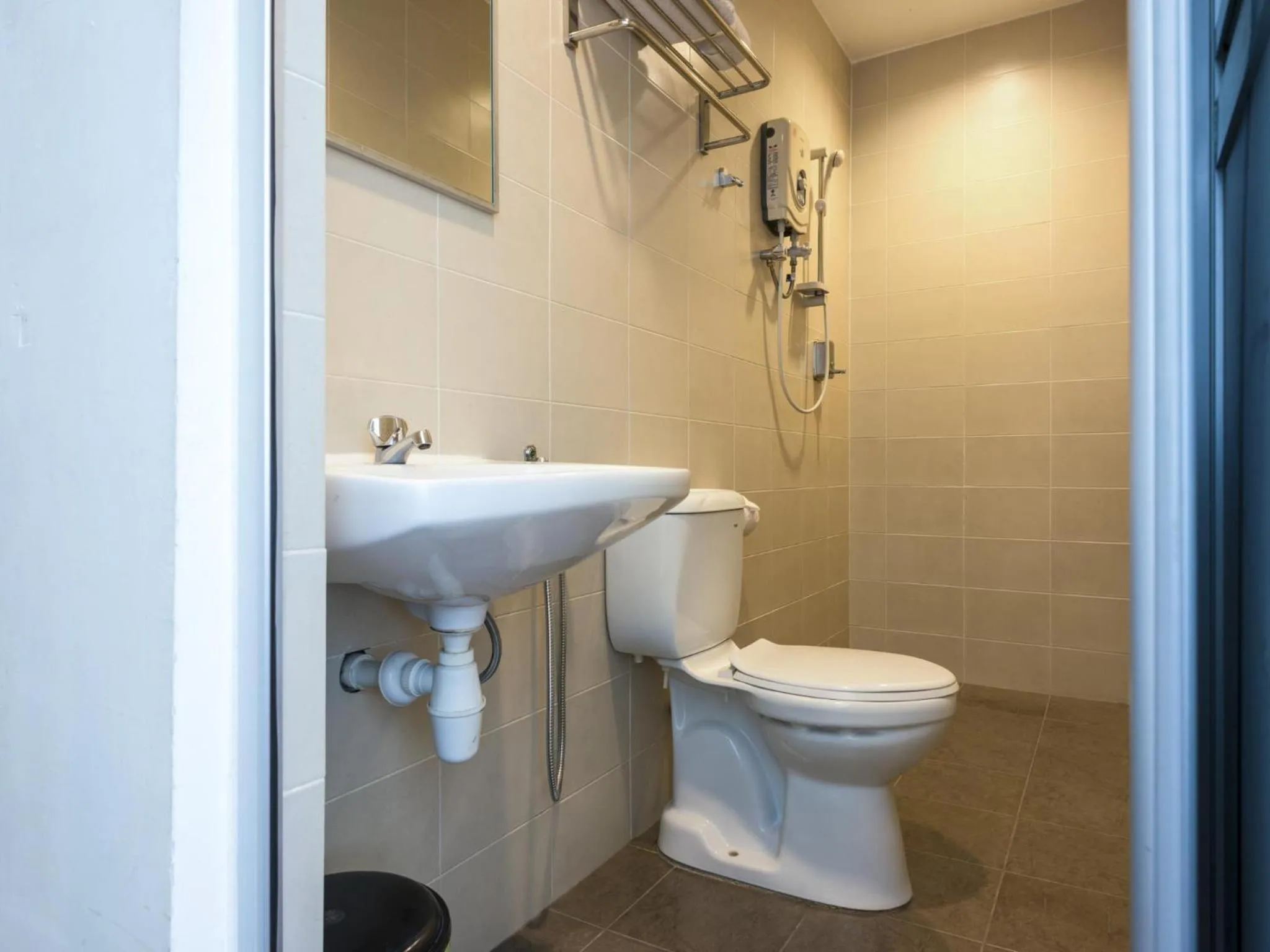 Bathroom in Raintree Hotel