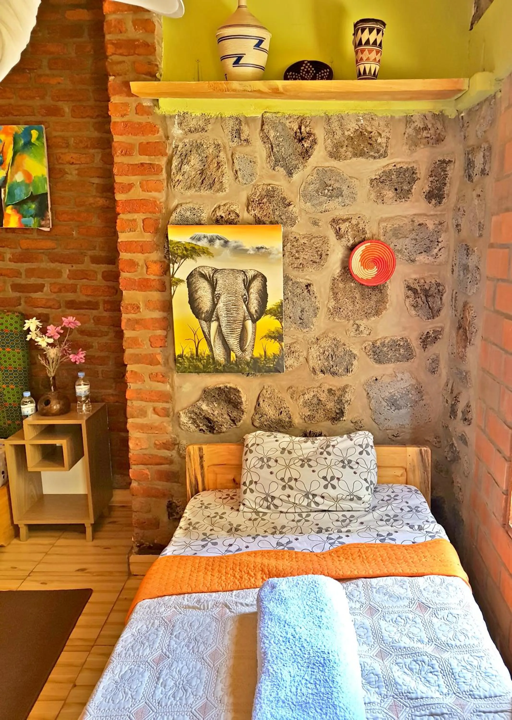 Bedroom, Bed in Yambi Guesthouse