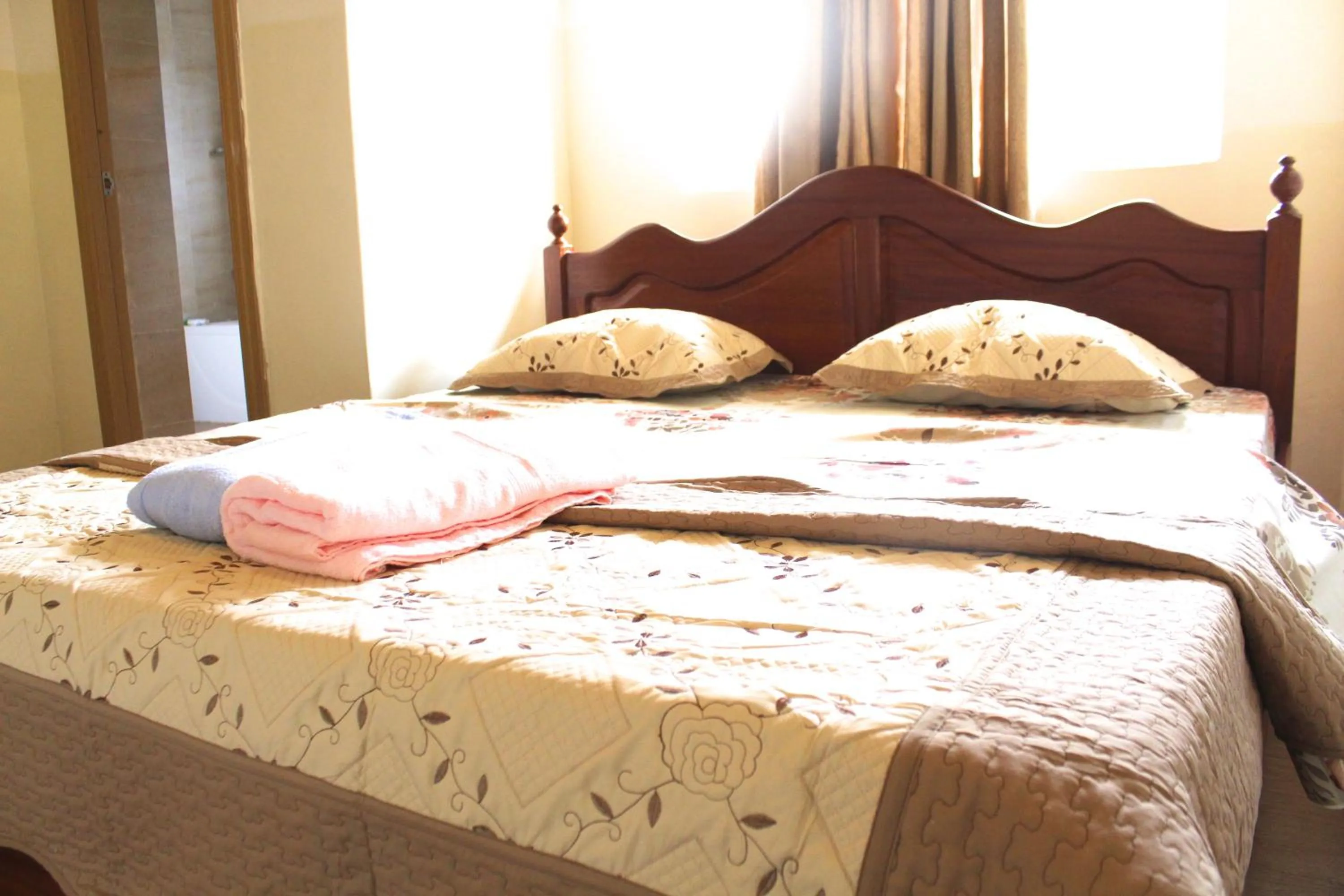 Bedroom, Bed in Yambi Guesthouse