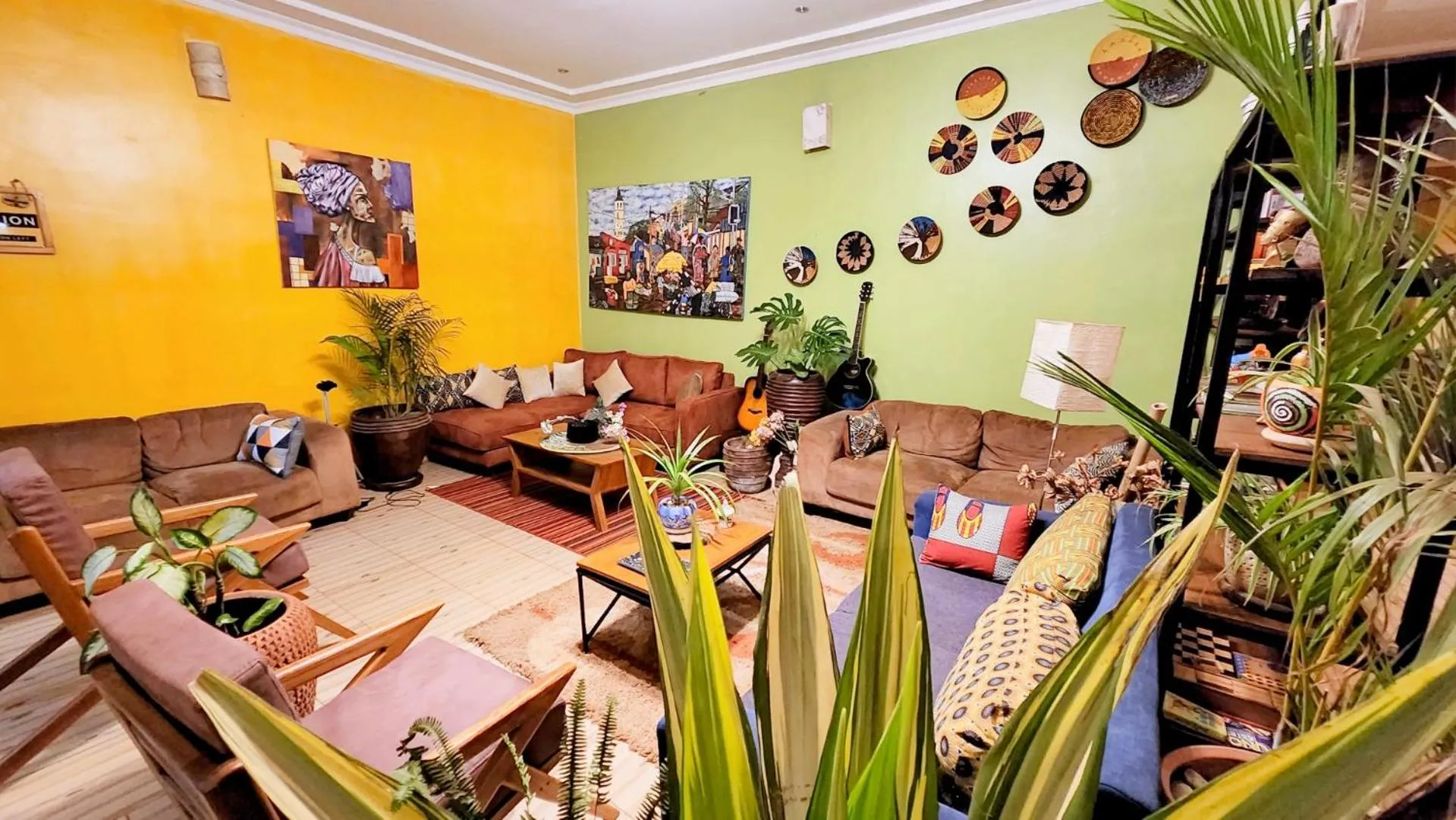 Library in Yambi Guesthouse