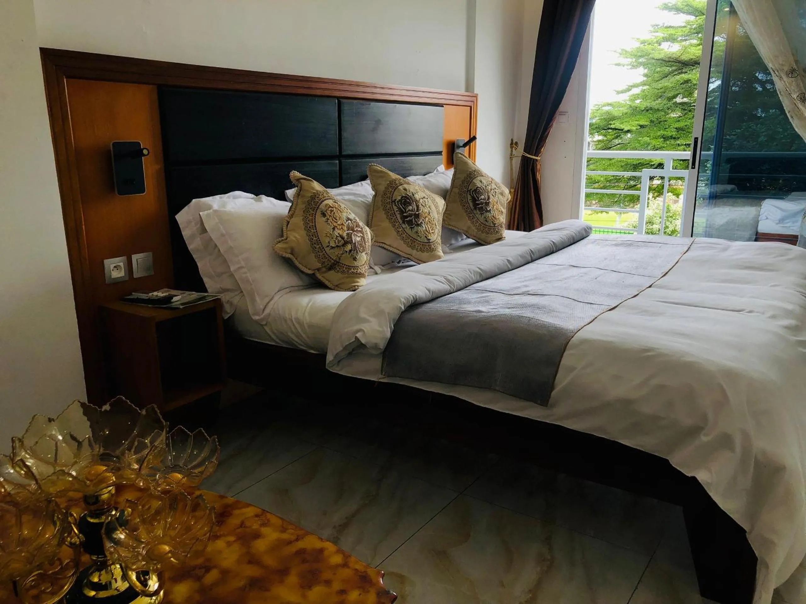 Bedroom, Bed in residence hoteliere samba