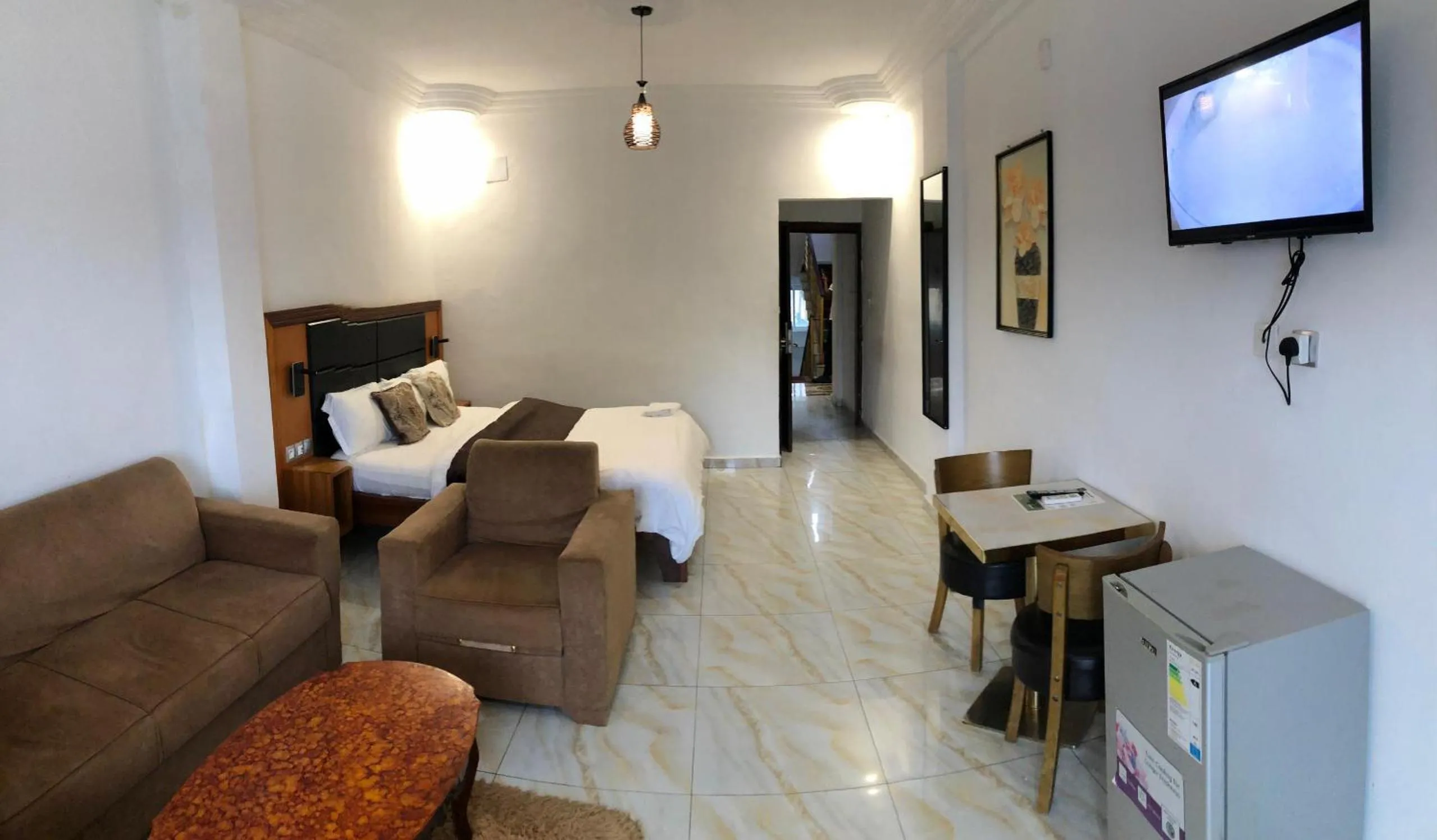 Photo of the whole room in residence hoteliere samba