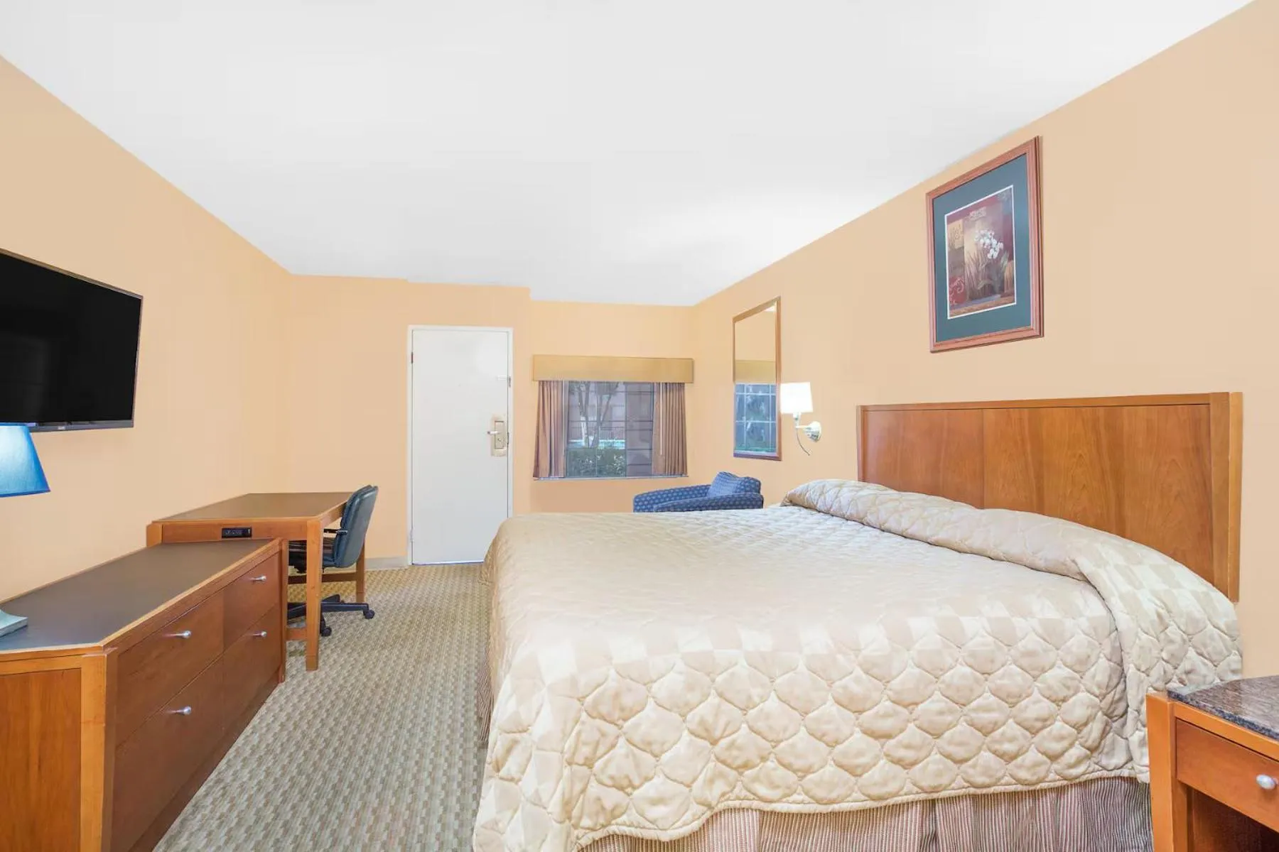 Bed in Super Motel