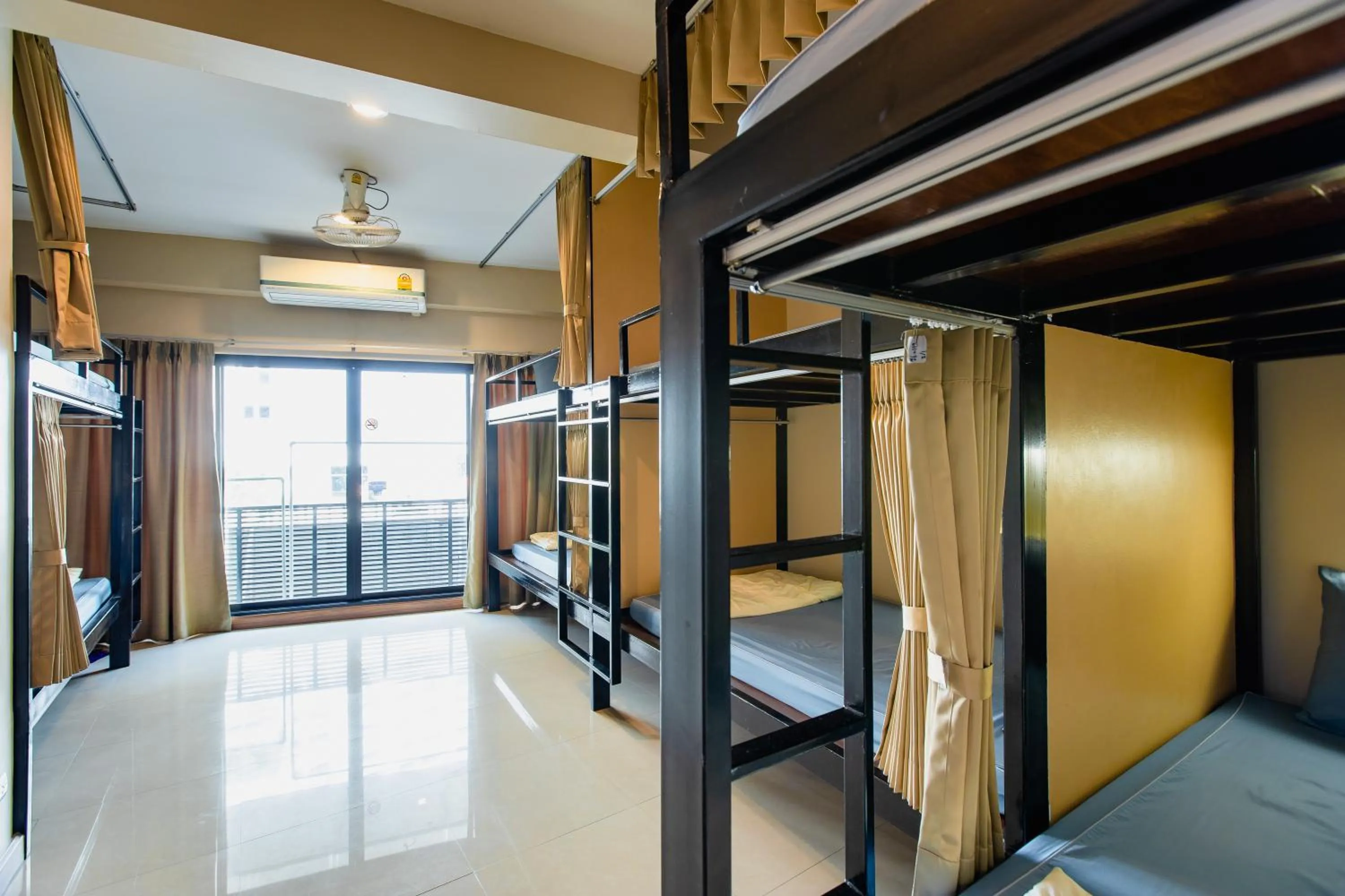 Bed in Restiny Hostel