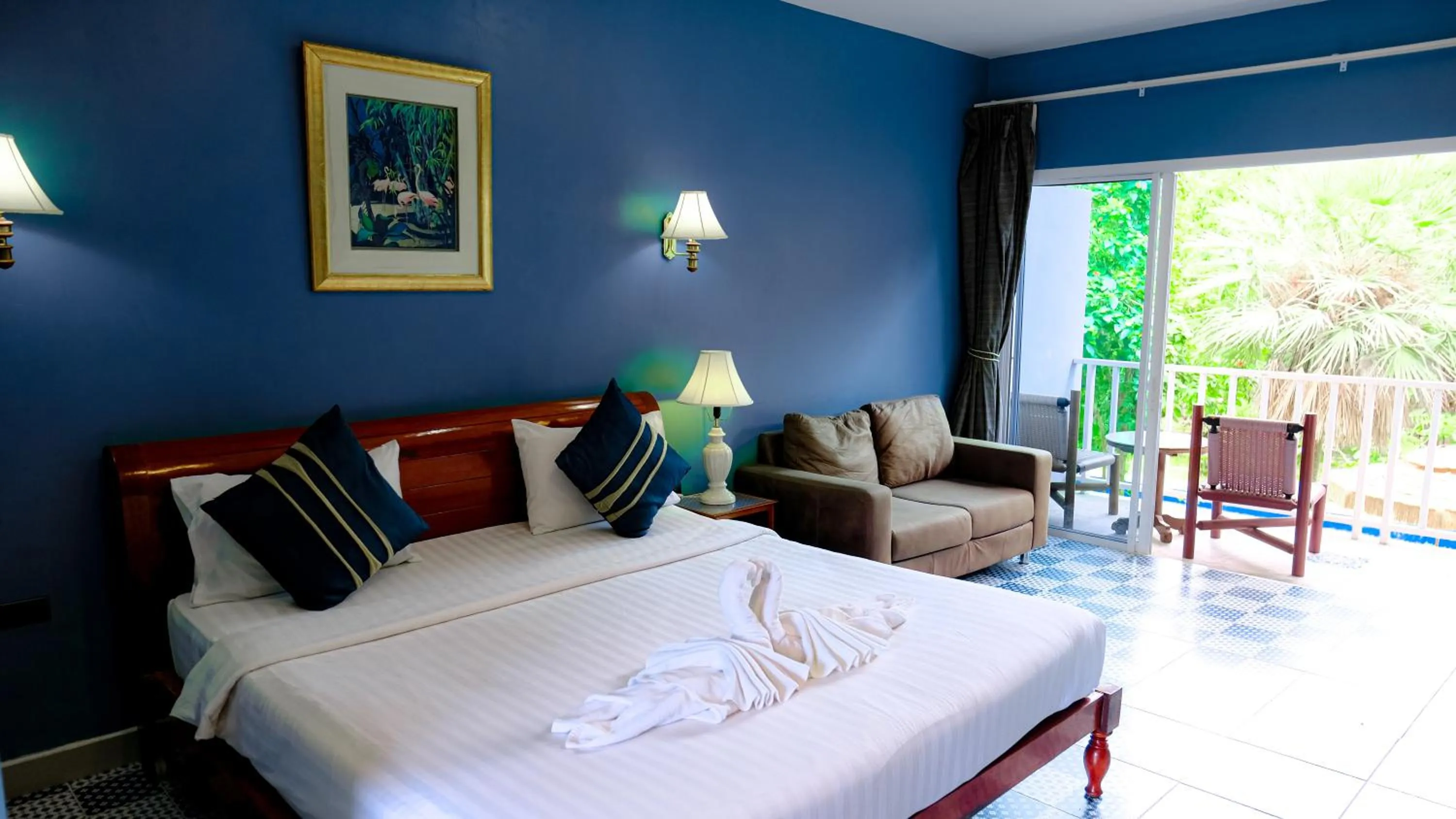 Bed in Bora Bora Villa Phuket