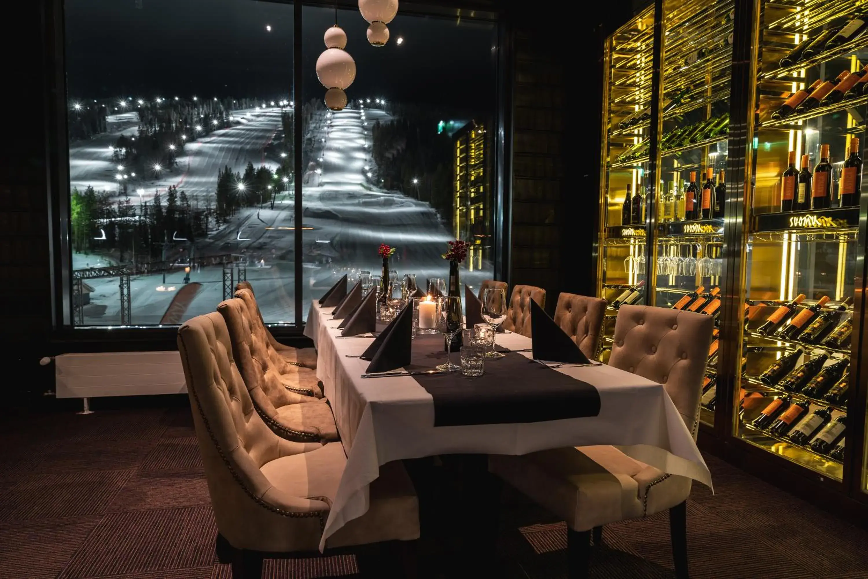 Restaurant/places to eat in Hotelli Suomutunturi Restaurant/places to eat in Hotelli Suomutunturi