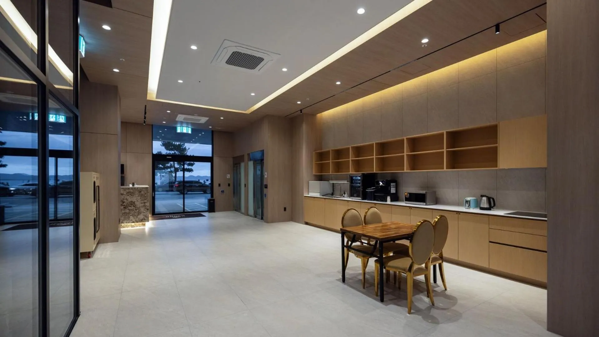 Kitchen or kitchenette in Hound Hotel Pohang Yeongildae