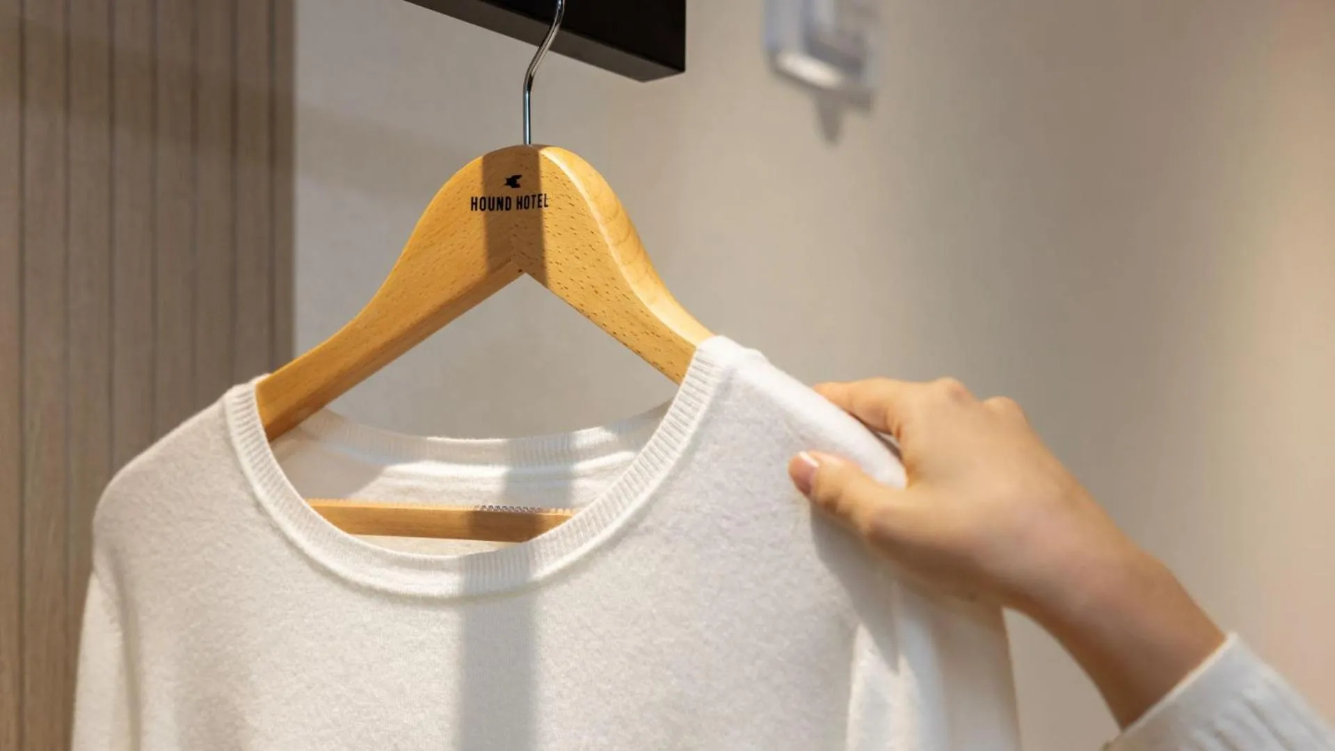 wardrobe in Hound Hotel Pohang Yeongildae
