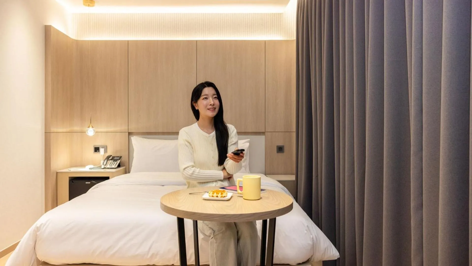 Bedroom, Bed in Hound Hotel Pohang Yeongildae