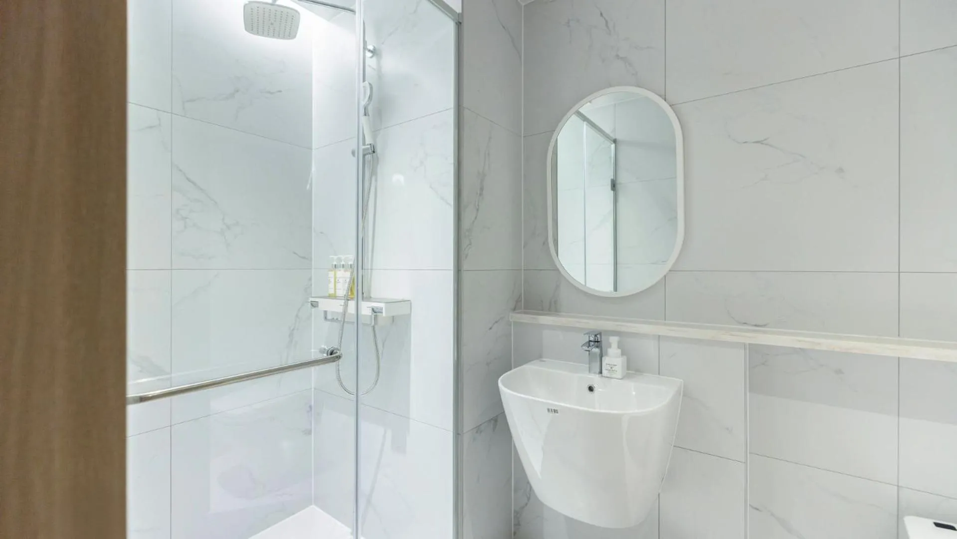 Bathroom in Hound Hotel Pohang Yeongildae