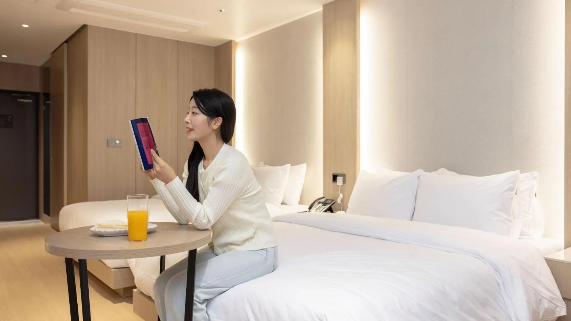 Bedroom, Bed in Hound Hotel Pohang Yeongildae