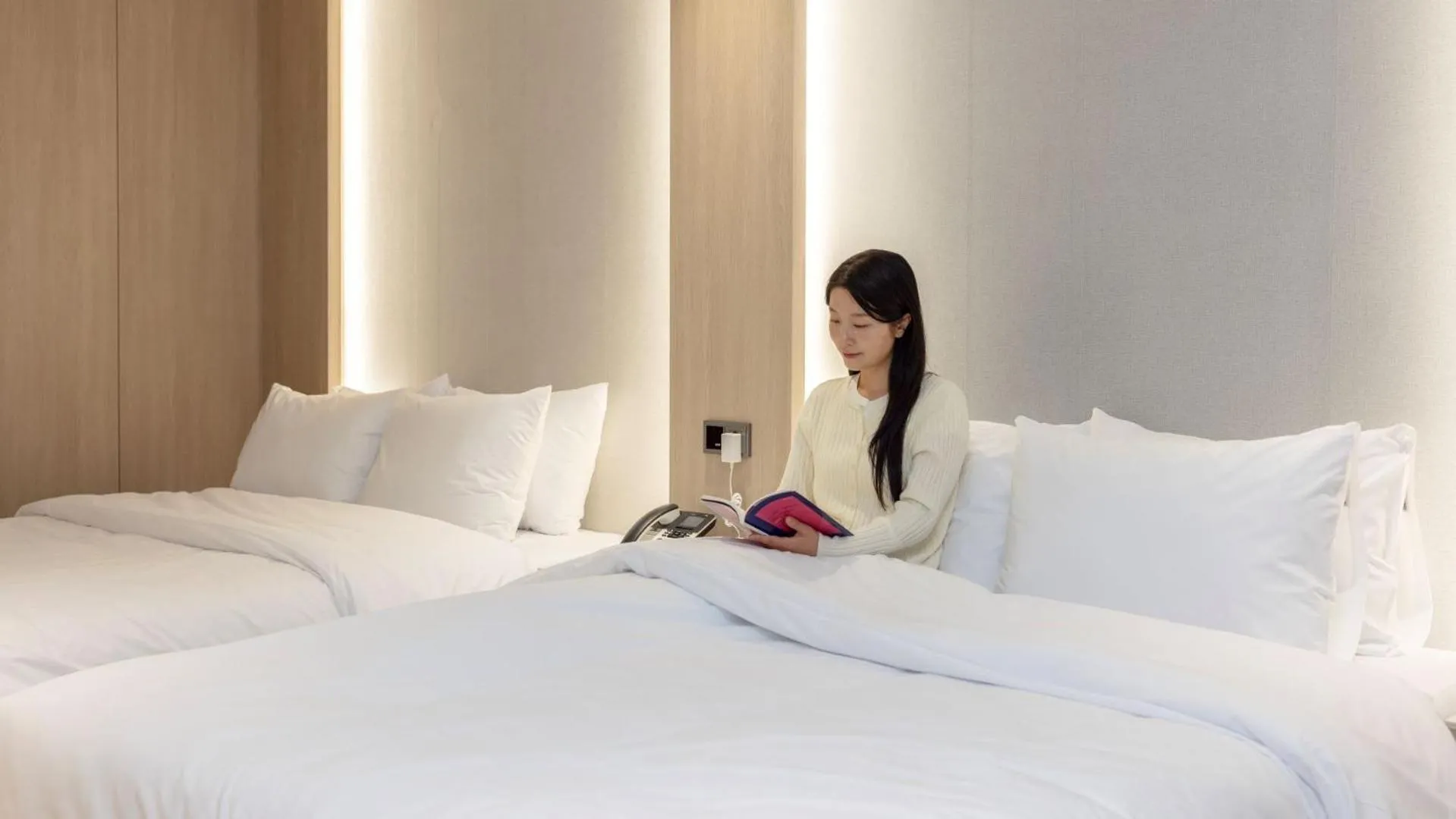 Bedroom, Bed in Hound Hotel Pohang Yeongildae