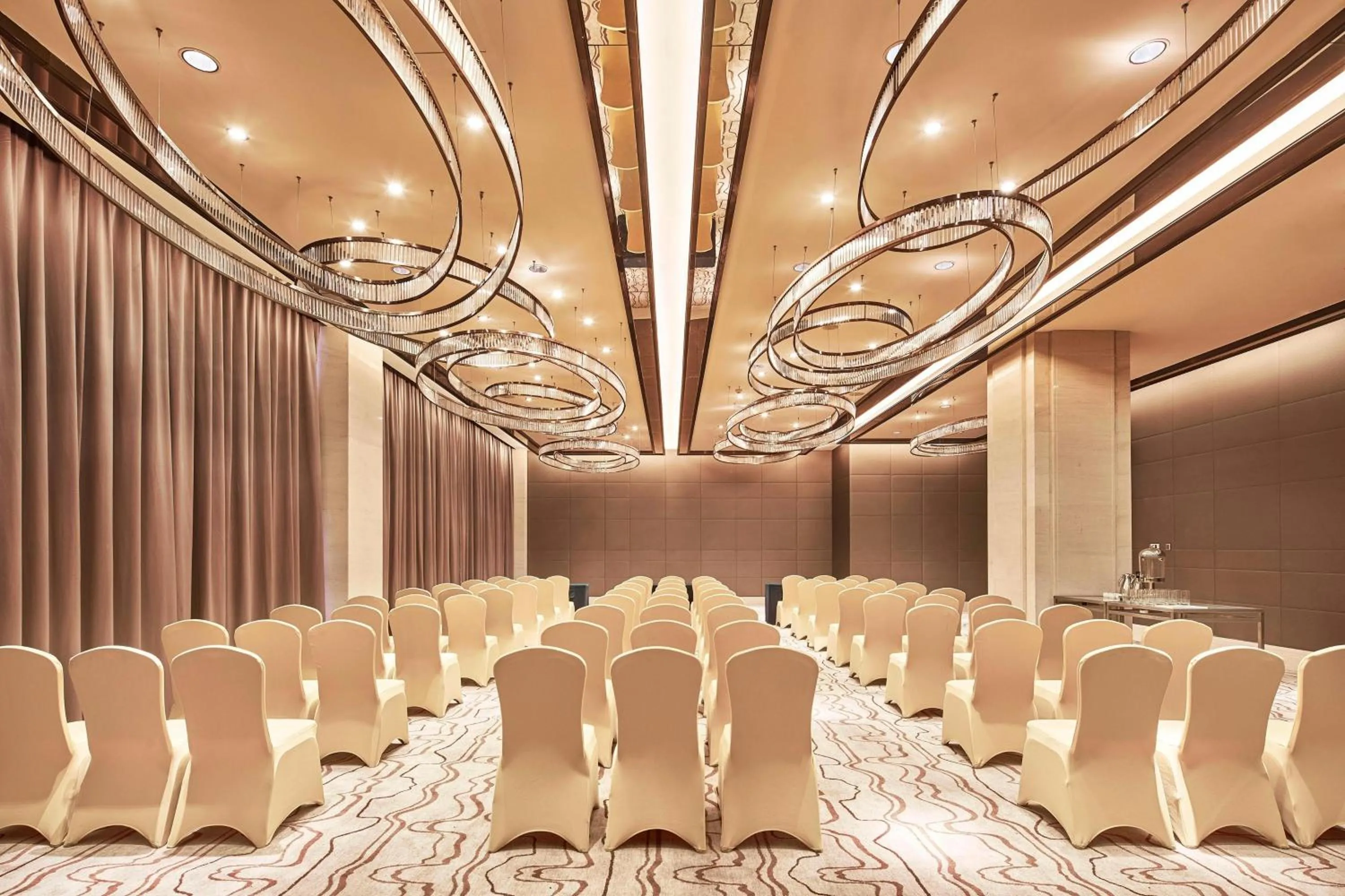 Meeting/conference room in Sheraton Chuzhou Hotel