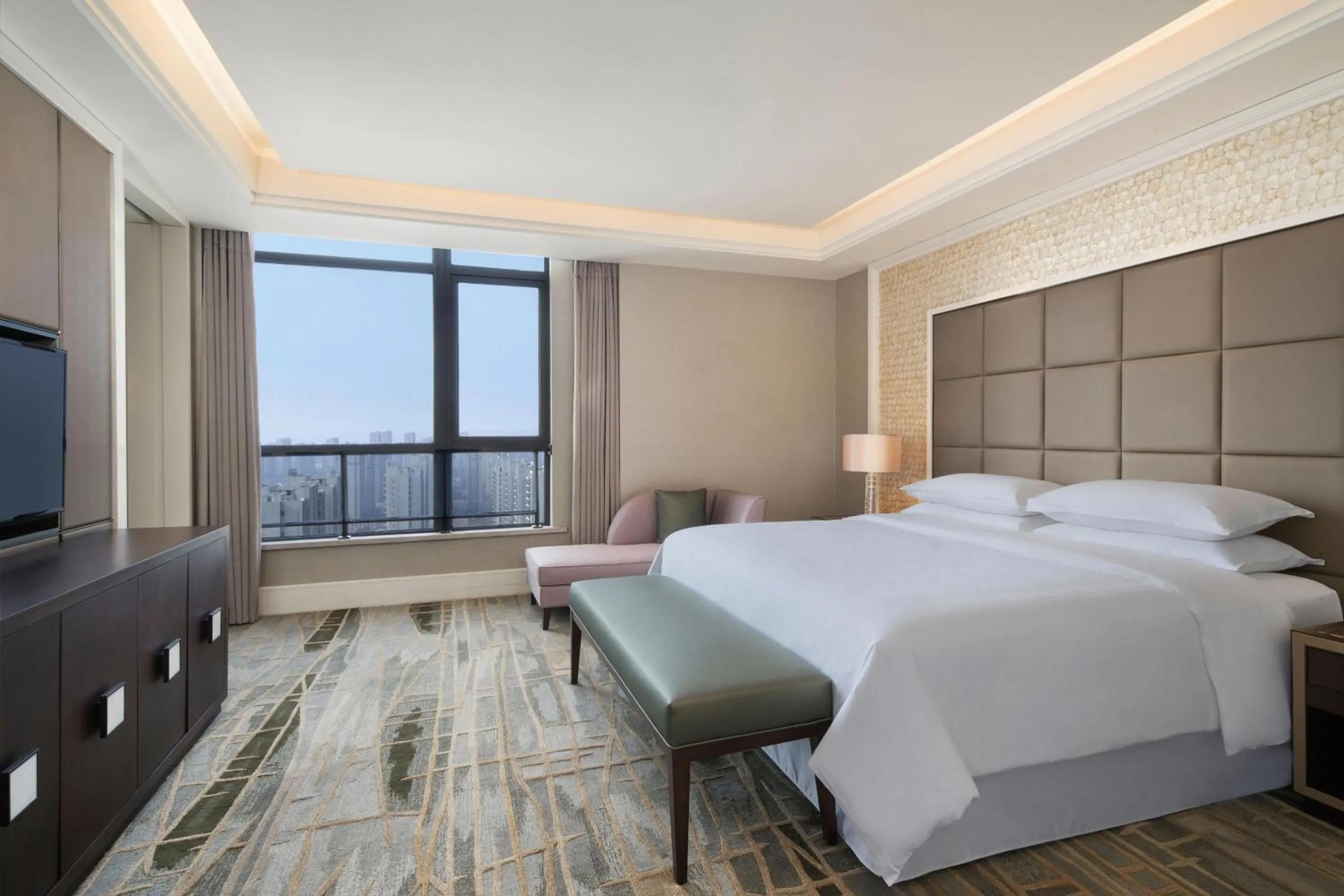 Bedroom, Bed in Sheraton Chuzhou Hotel