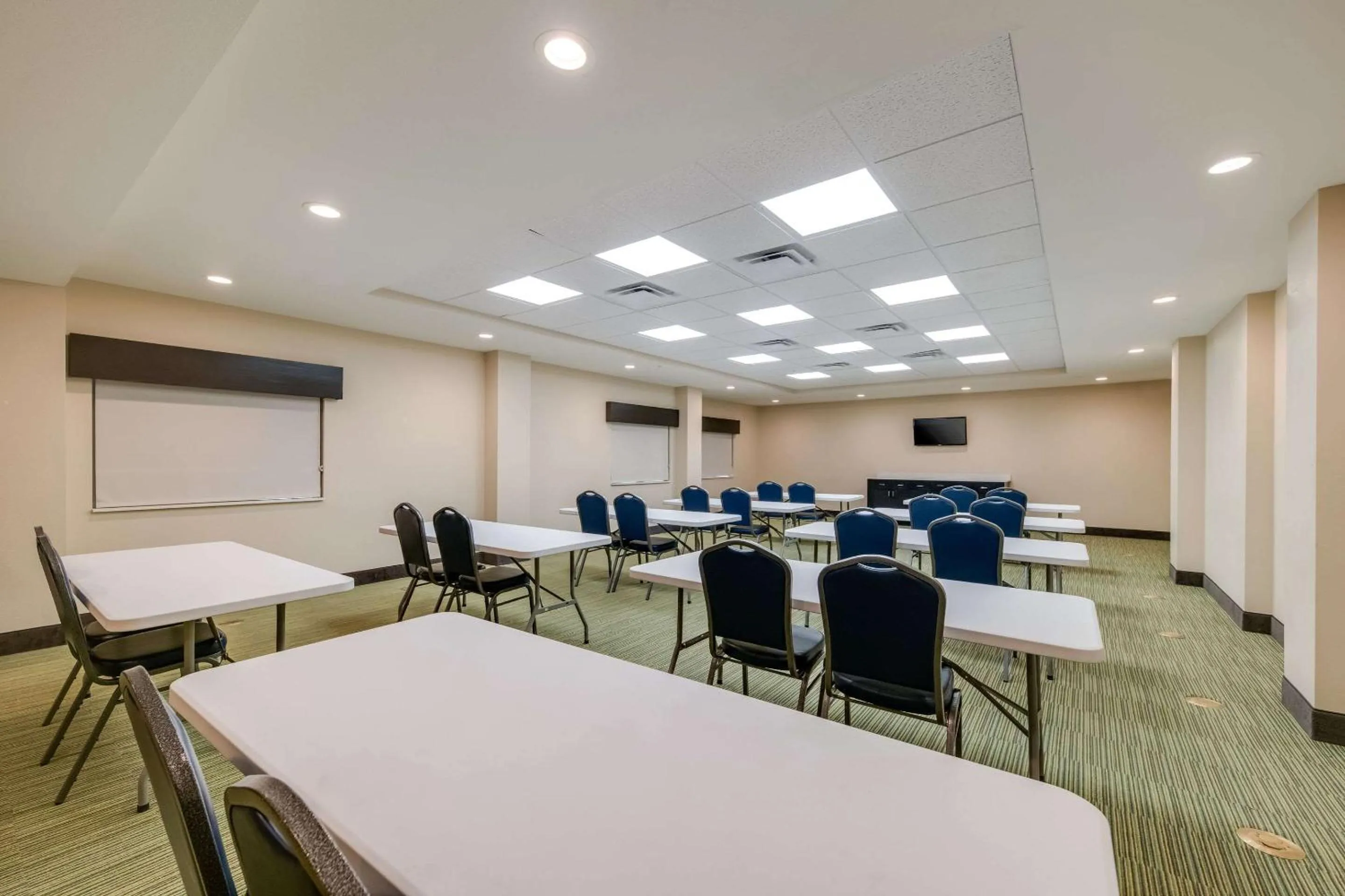 Meeting/conference room in Quality Inn & Suites Ardmore