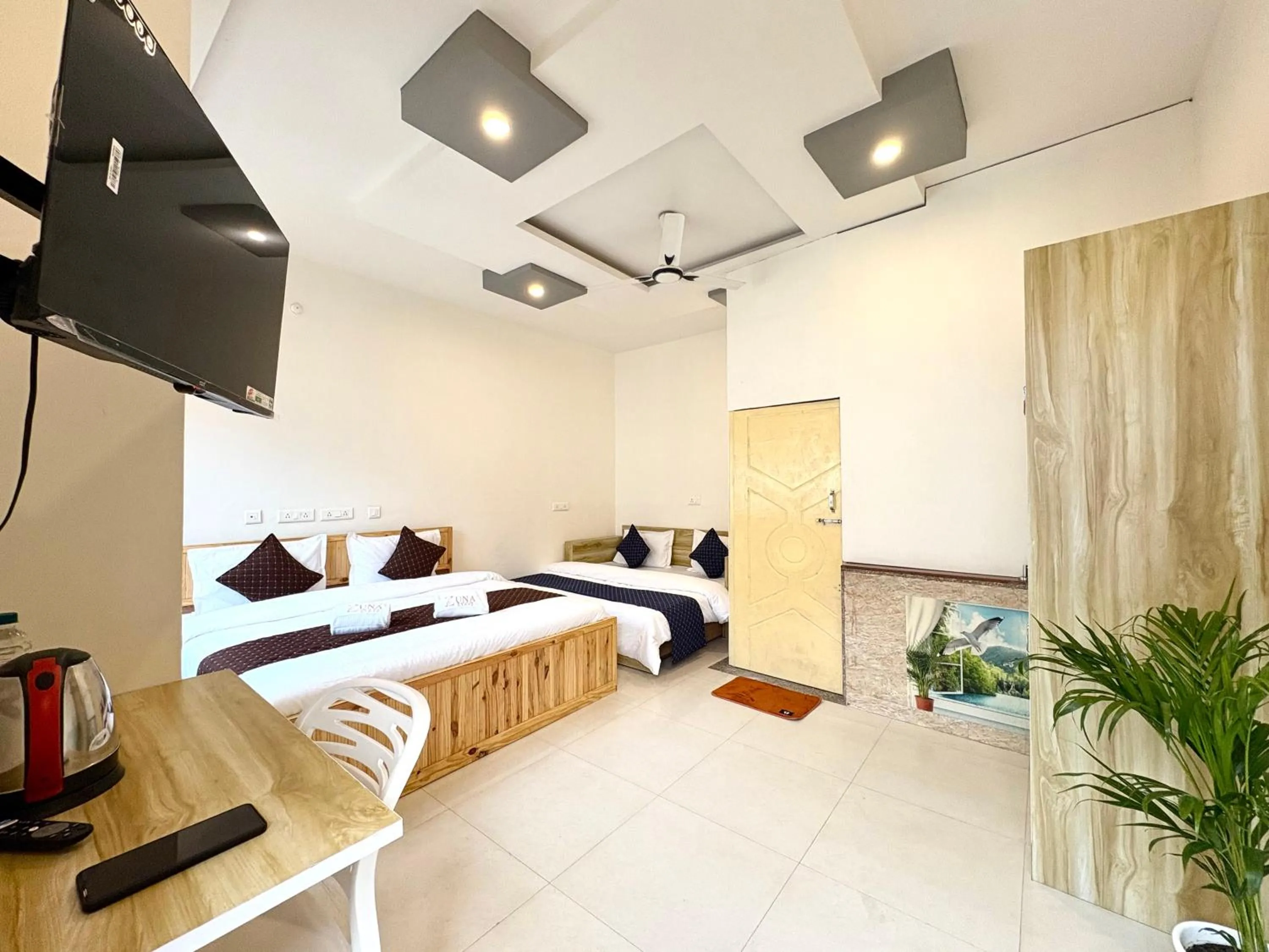 Bedroom, Bed in Zuna Stayz Tapovan Rishikesh
