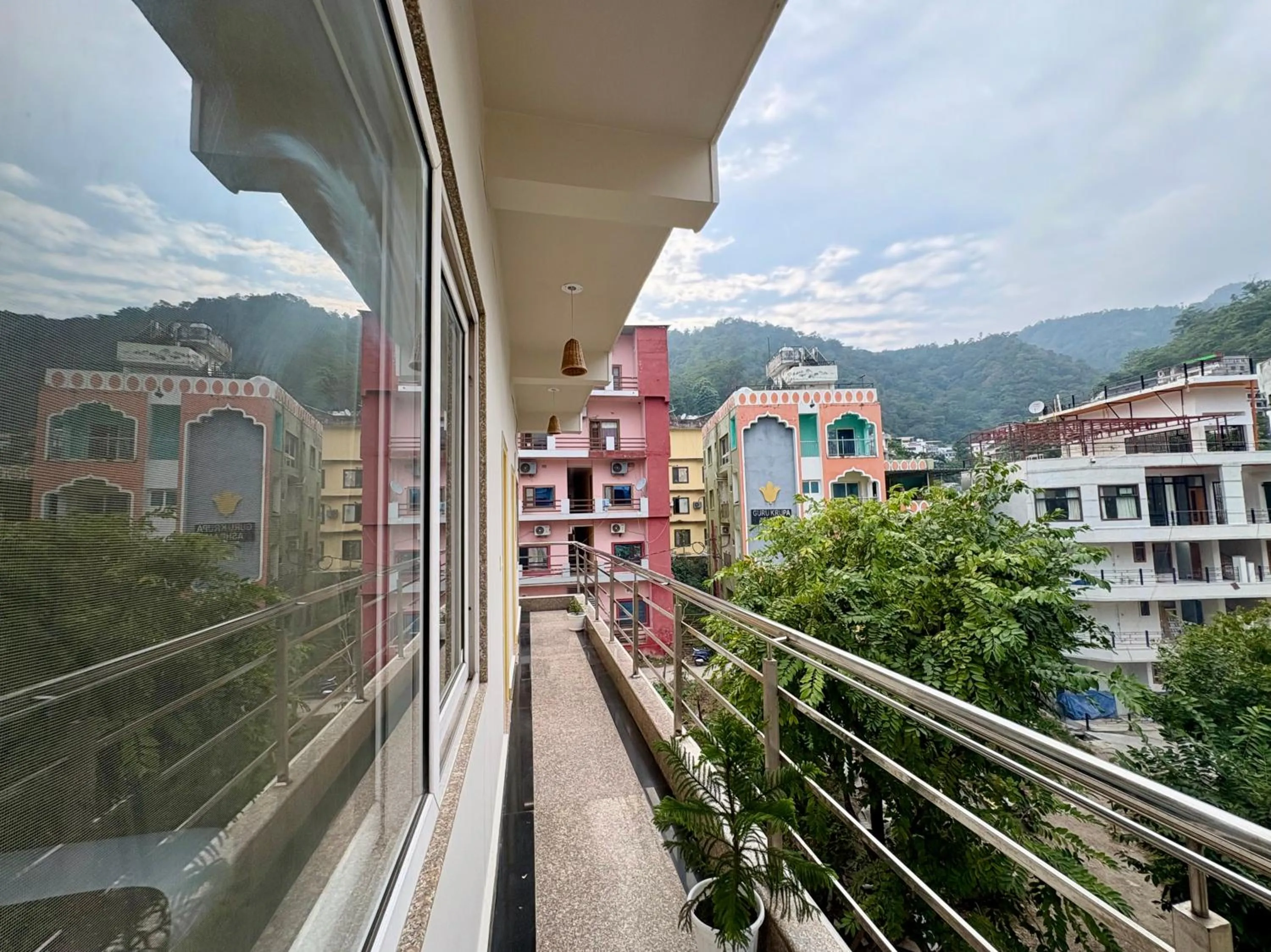 Balcony/Terrace in Zuna Stayz Tapovan Rishikesh