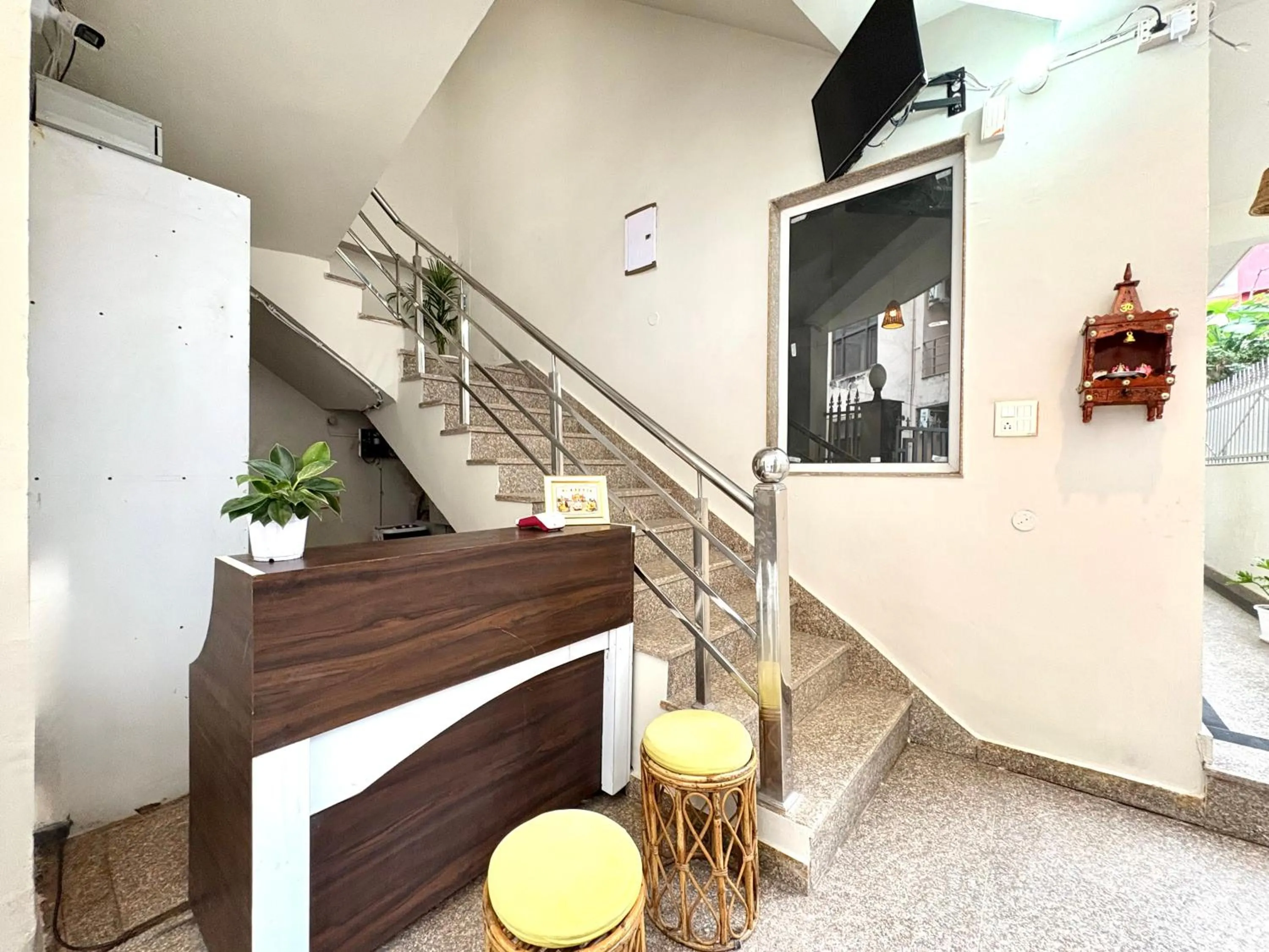 Lobby or reception in Zuna Stayz Tapovan Rishikesh