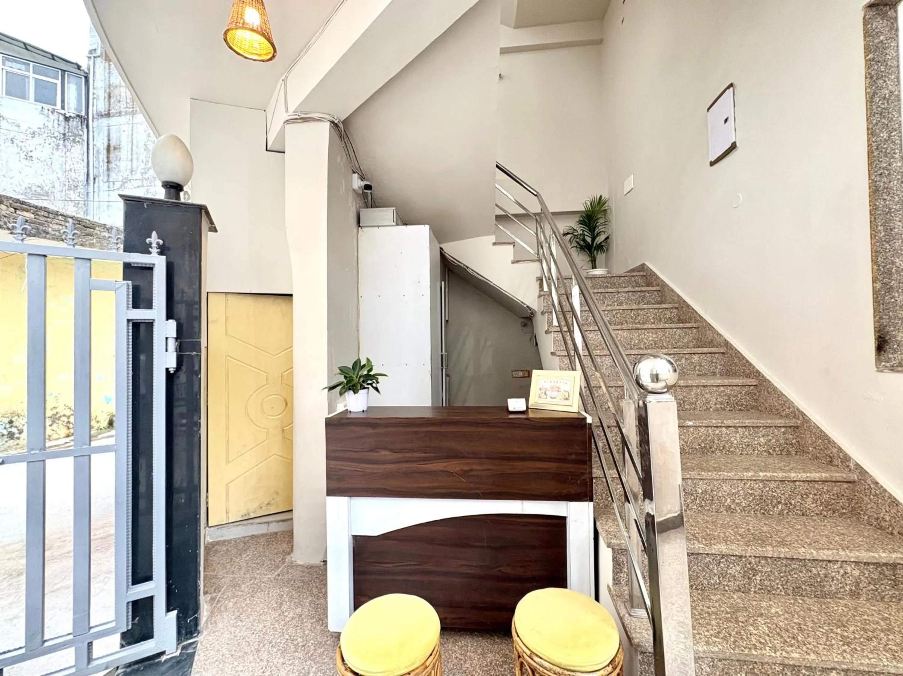 Lobby or reception in Zuna Stayz Tapovan Rishikesh