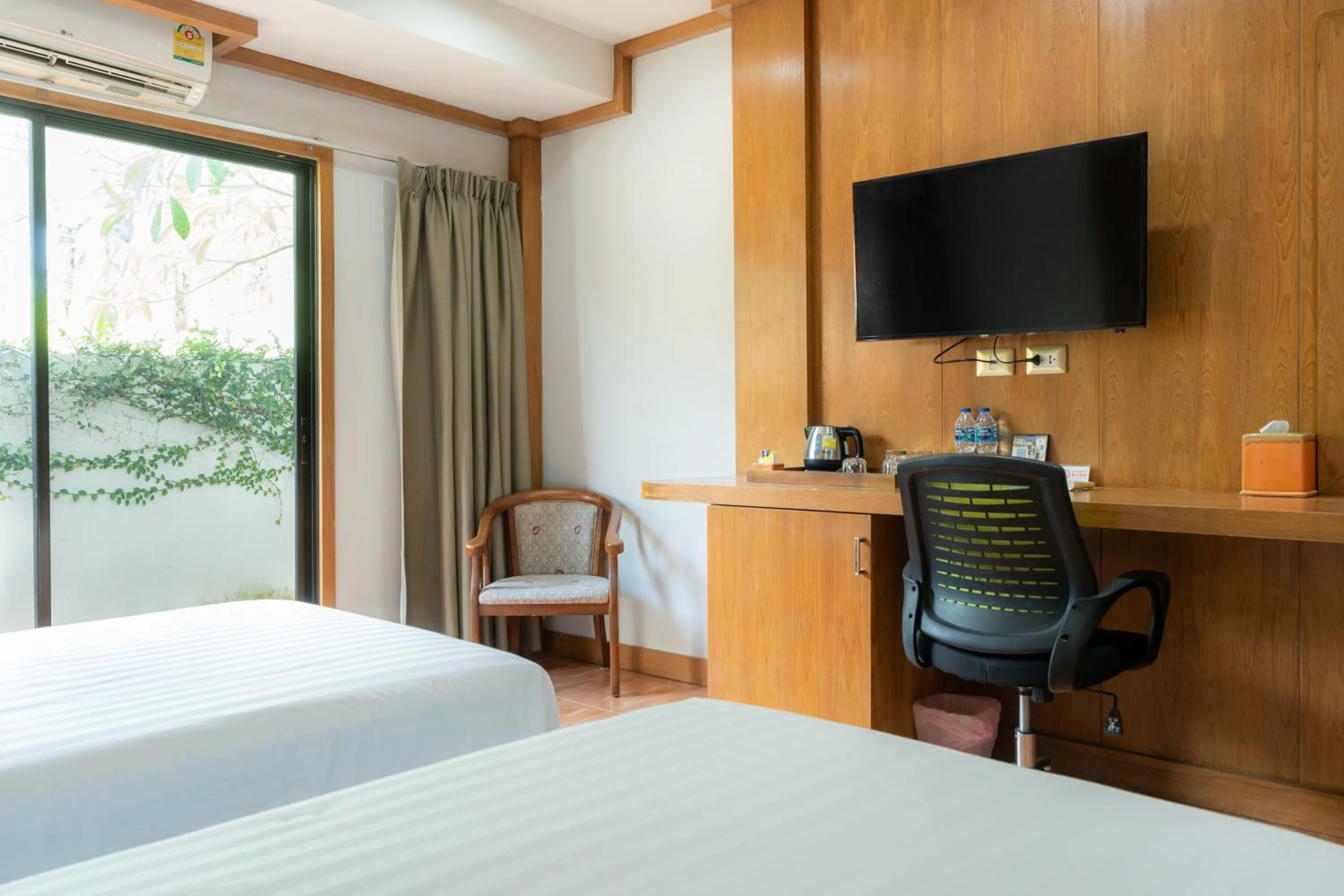 Communal lounge/ TV room, Bed in Chabana Resort Bang-tao Beach Phuket- SHA Extra Plus