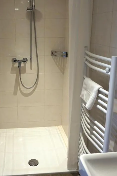 Waldrast Bed & Breakfast