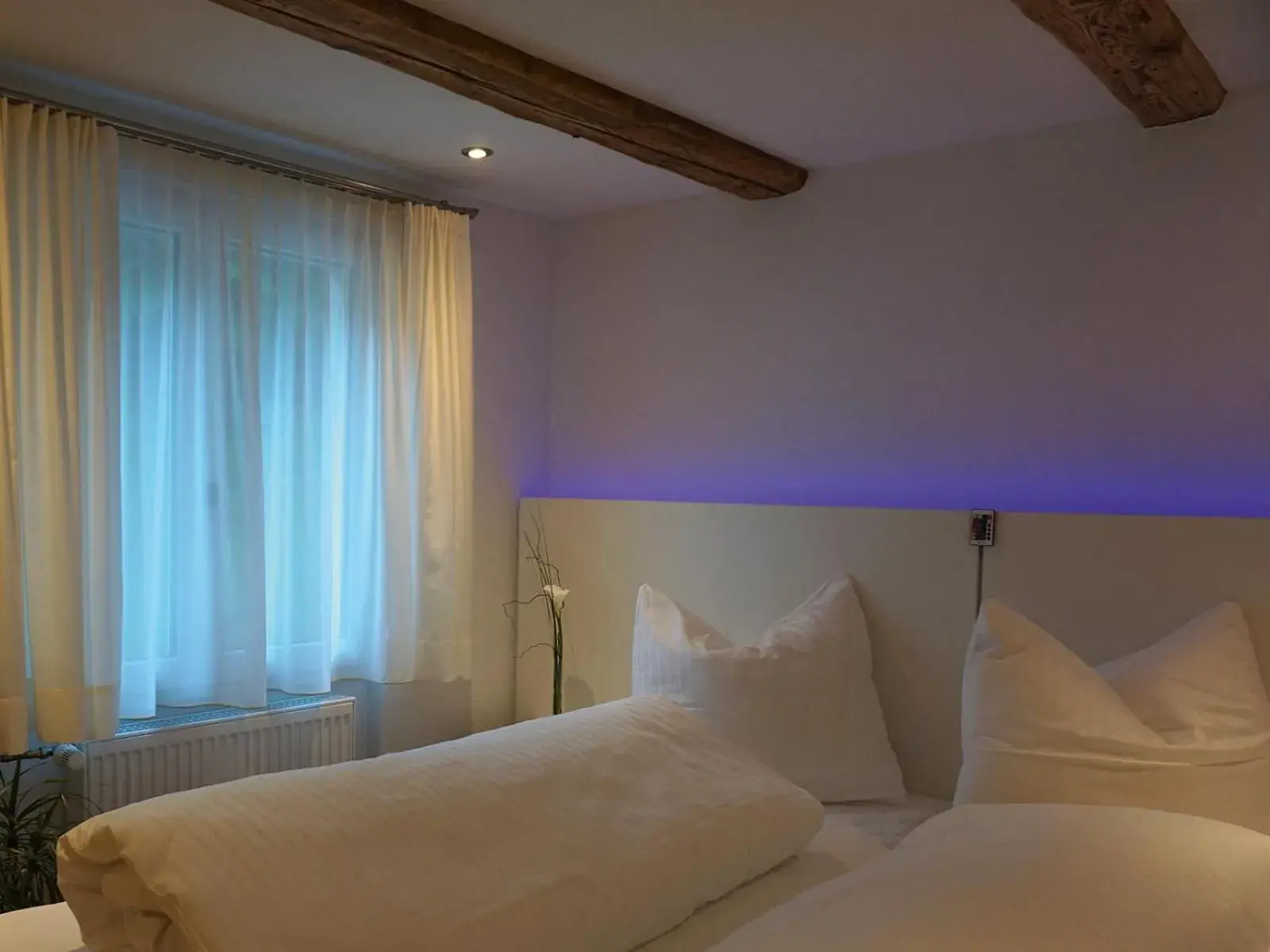 Triple Room with Mountain View - single occupancy in Waldrast Bed & Breakfast Triple Room with Mountain View - single occupancy in Waldrast Bed & Breakfast