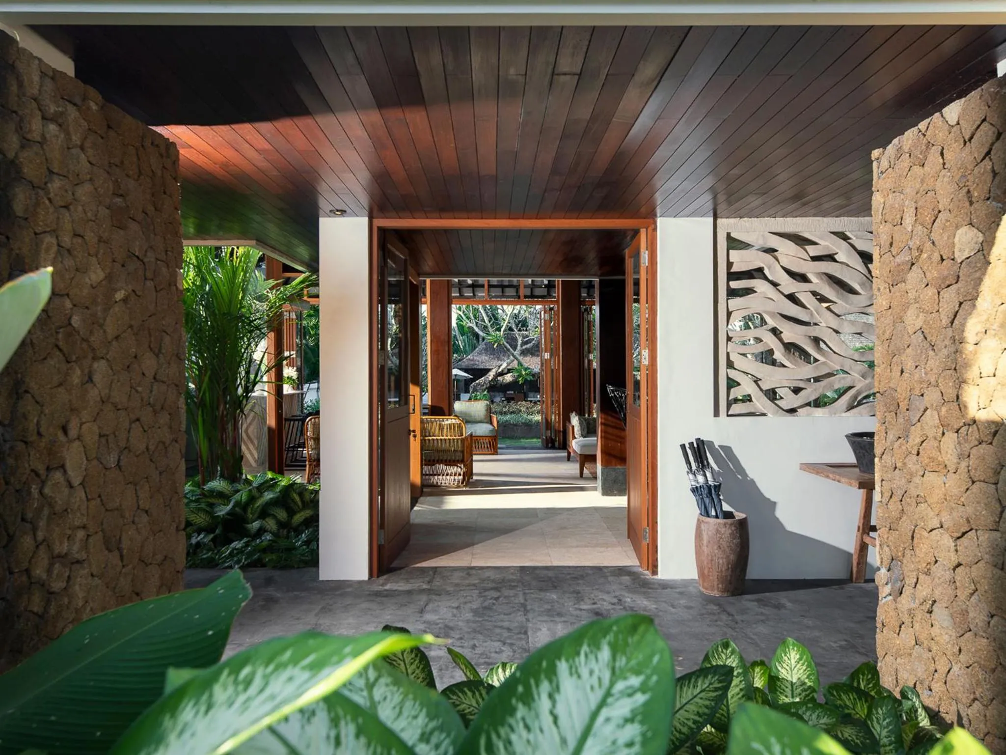 Day in Villa Simona Oasis