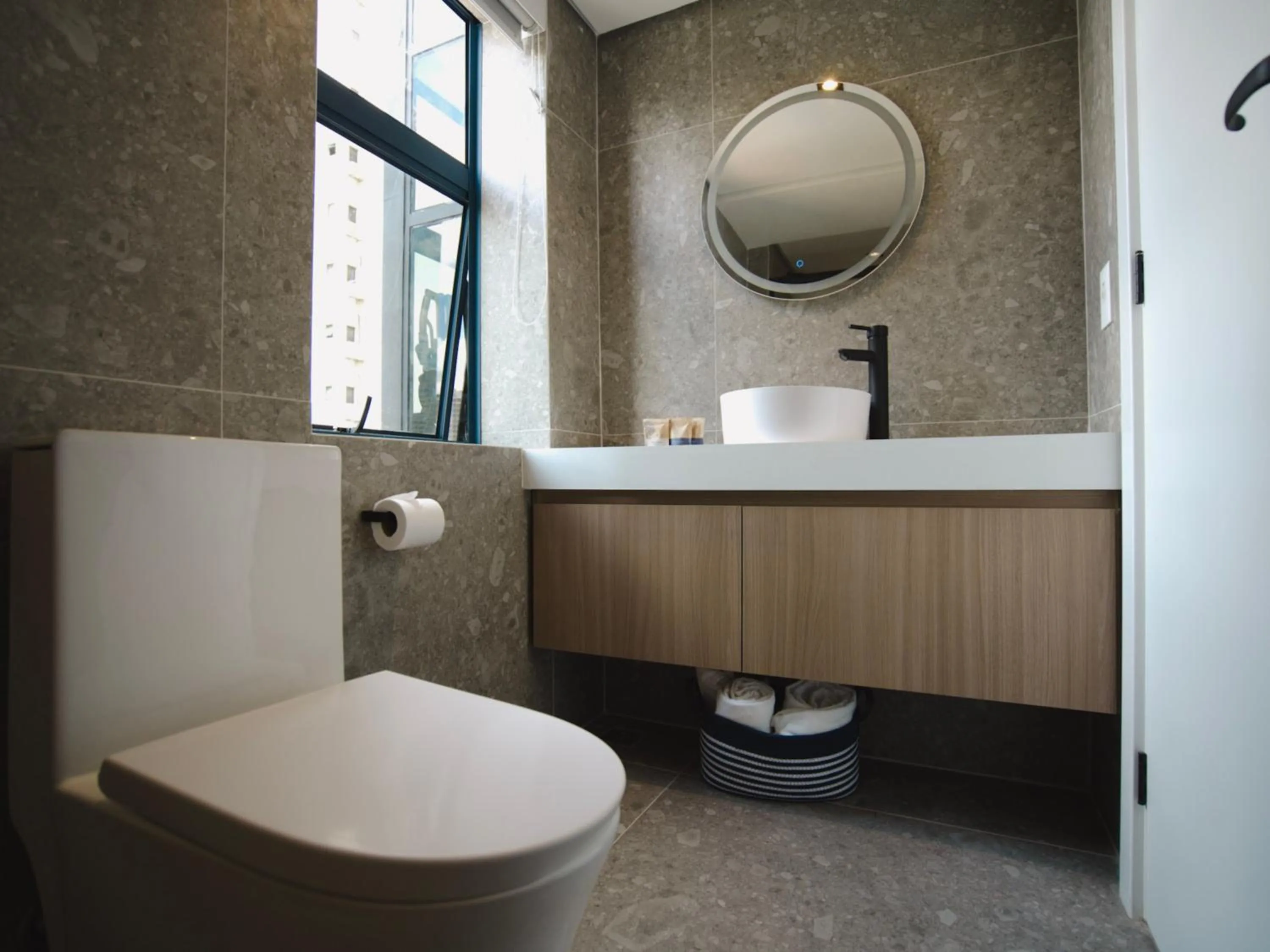 Bathroom in Apê Itaim Bibi - Soft Opening
